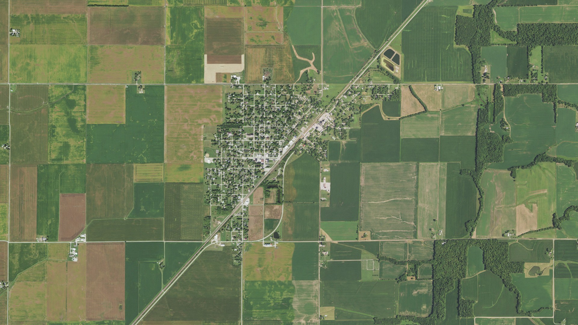Aerial view of land around Witt, Illinois