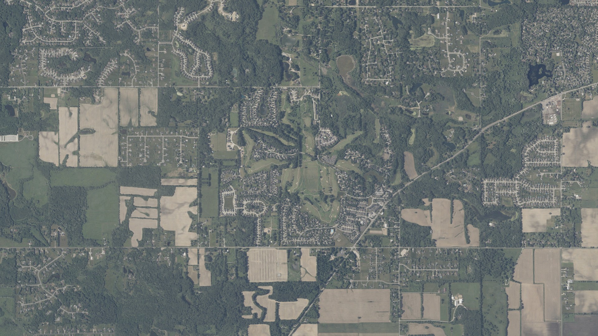 Natural-color aerial photograph of land around Aberdeen, Indiana