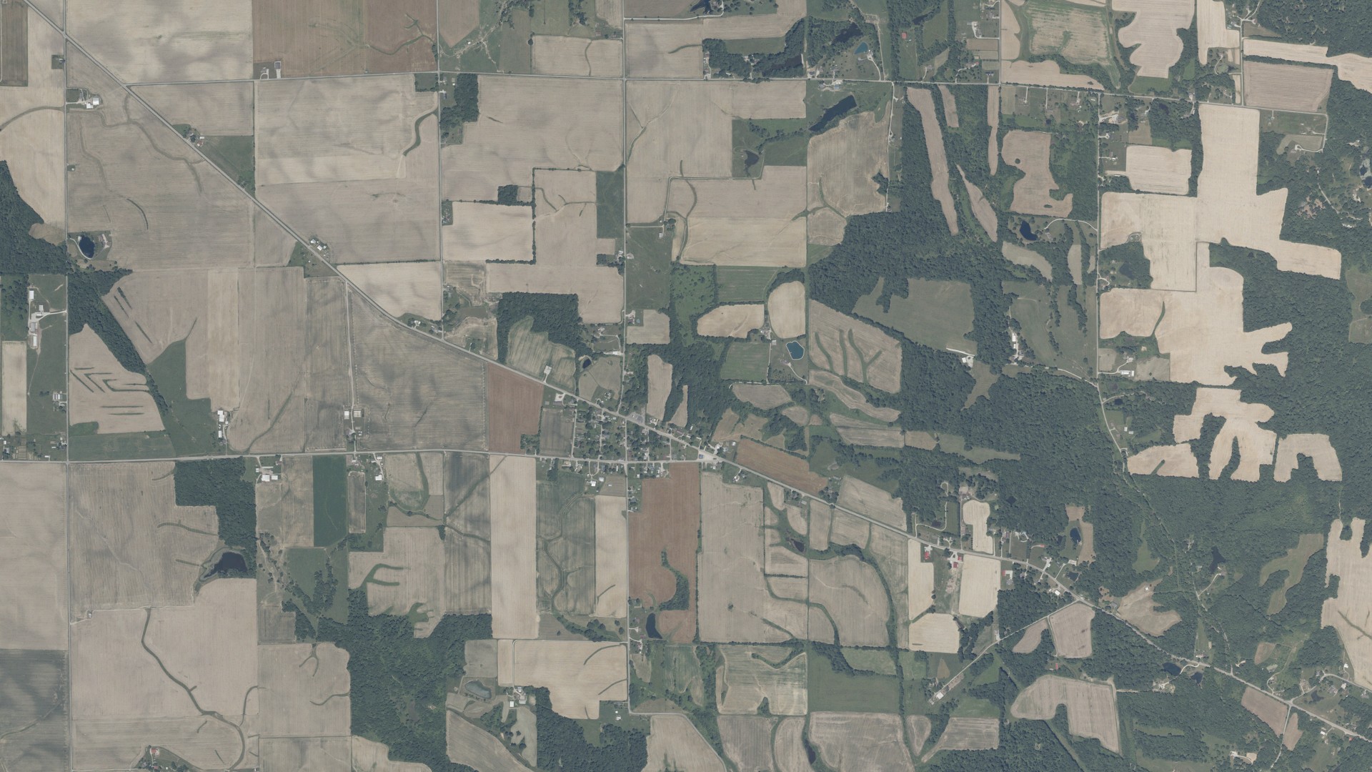 Natural-color aerial photograph of land around Andersonville, Indiana