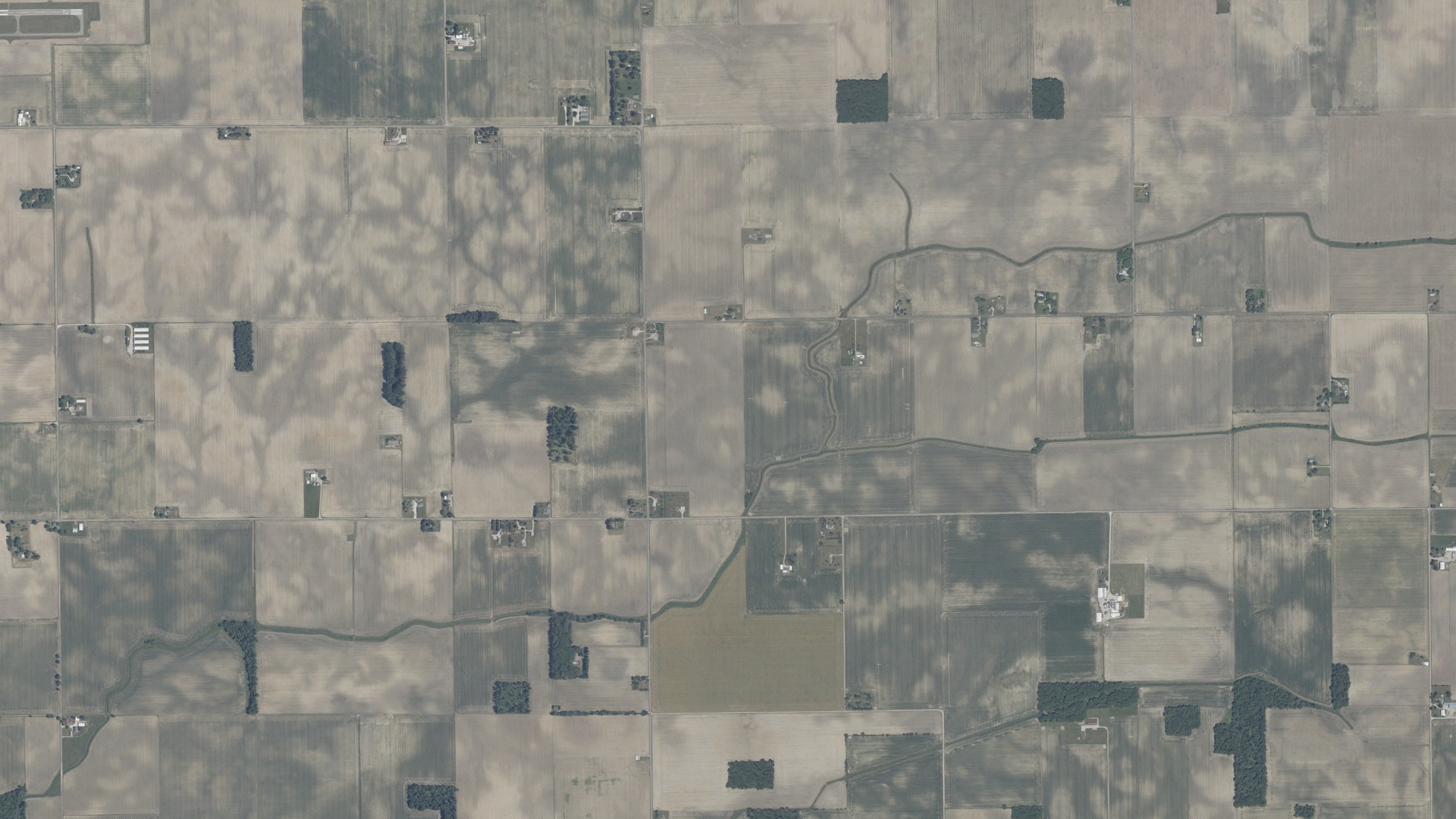 Aerial view of land around Washington, Indiana