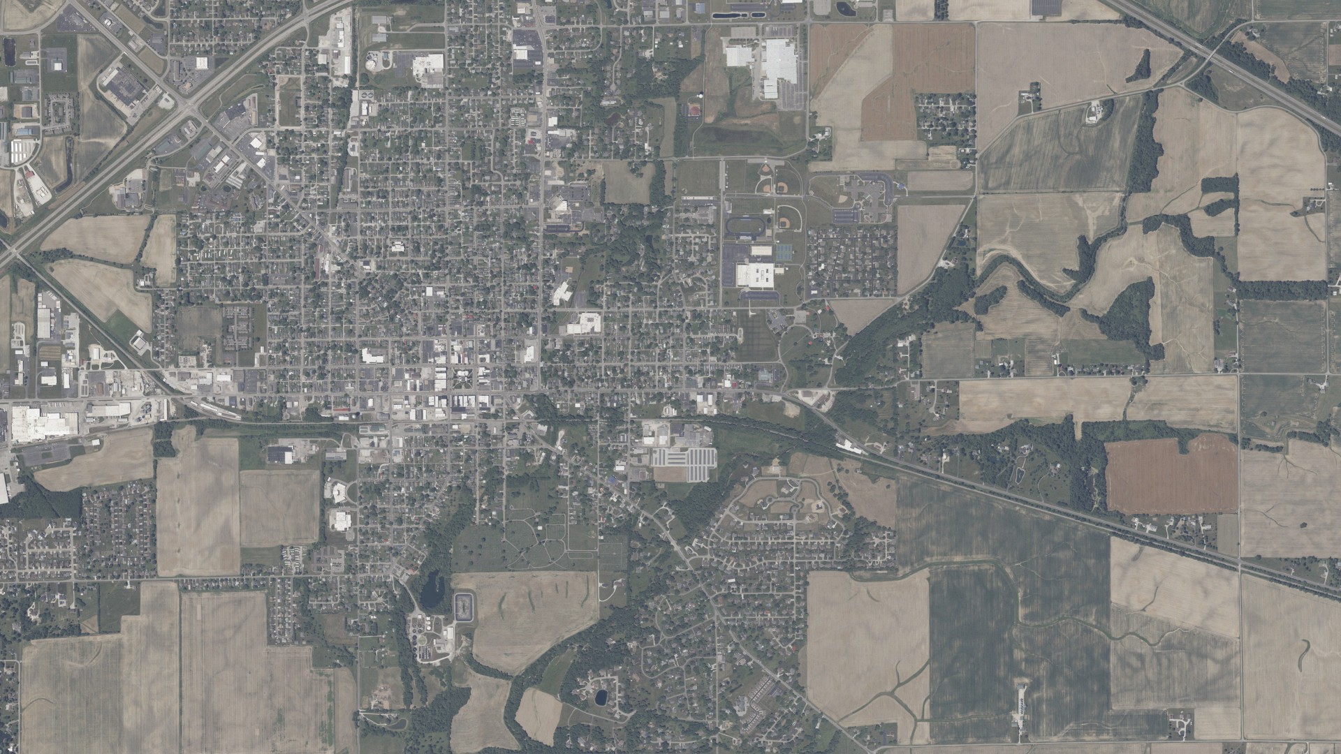 Aerial view of land around Washington, Indiana