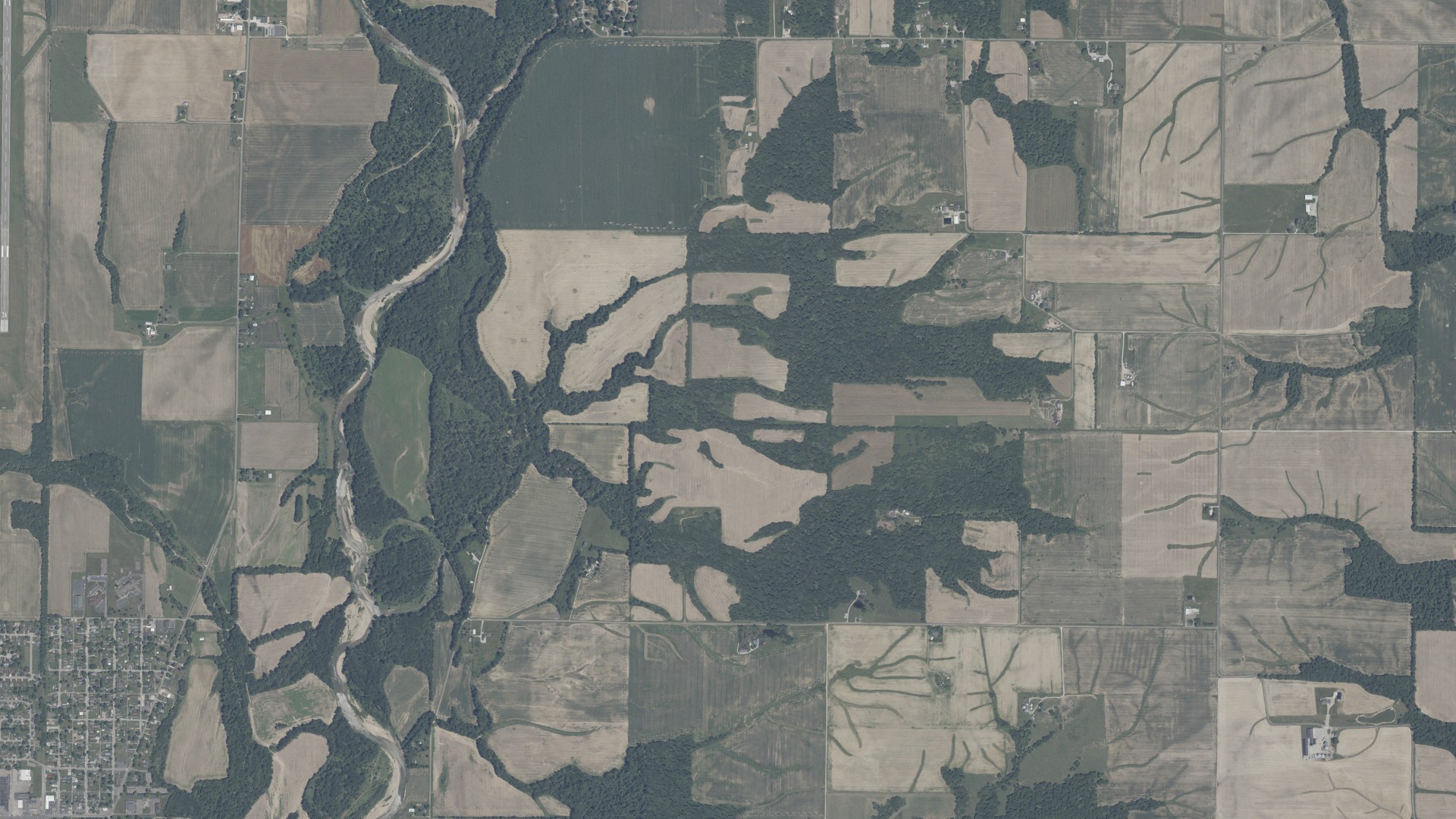 Aerial view of land around Waterloo, Indiana