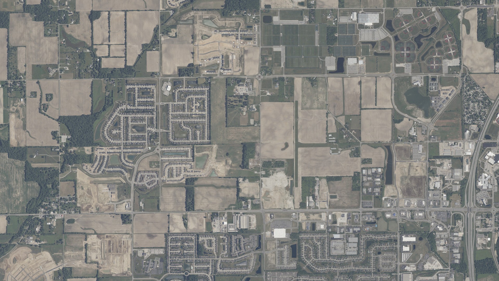 Natural-color aerial photograph of land around Westfield Washington, Indiana