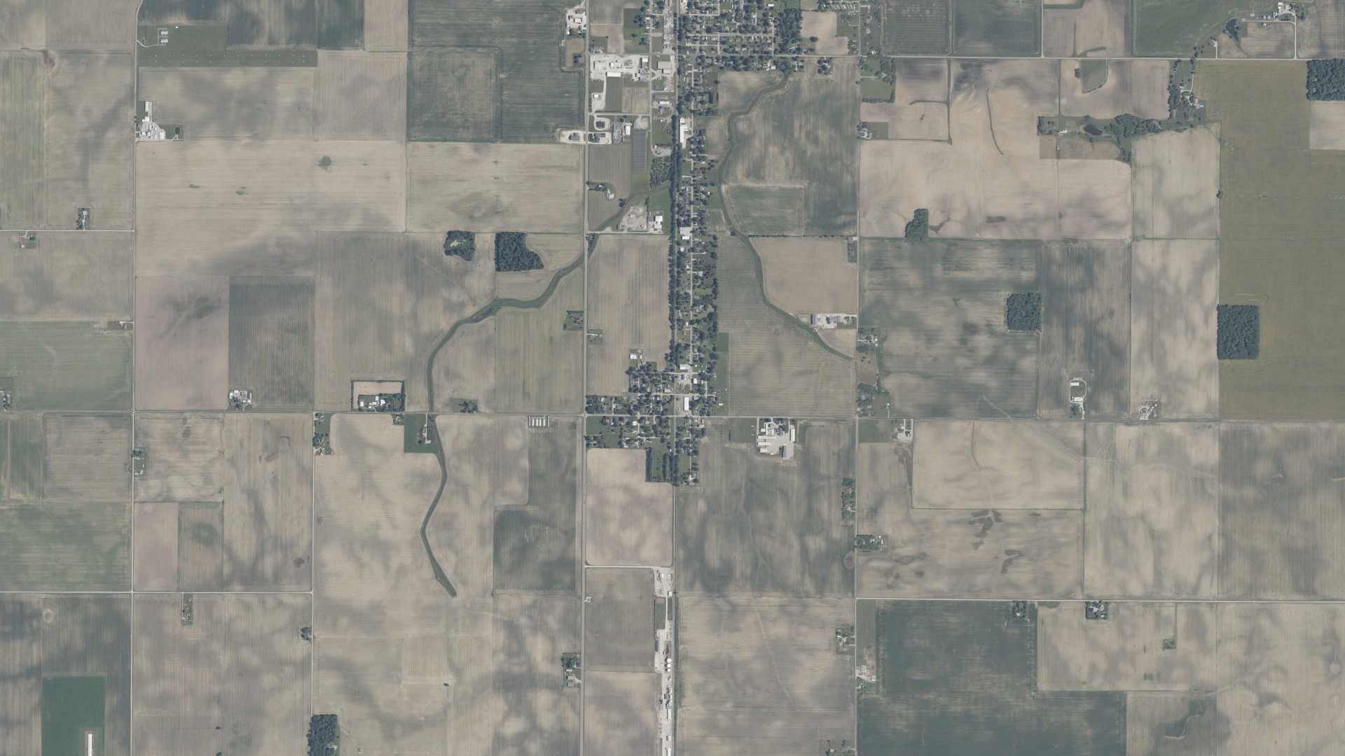 Natural-color aerial photograph of land around Bringhurst, Indiana