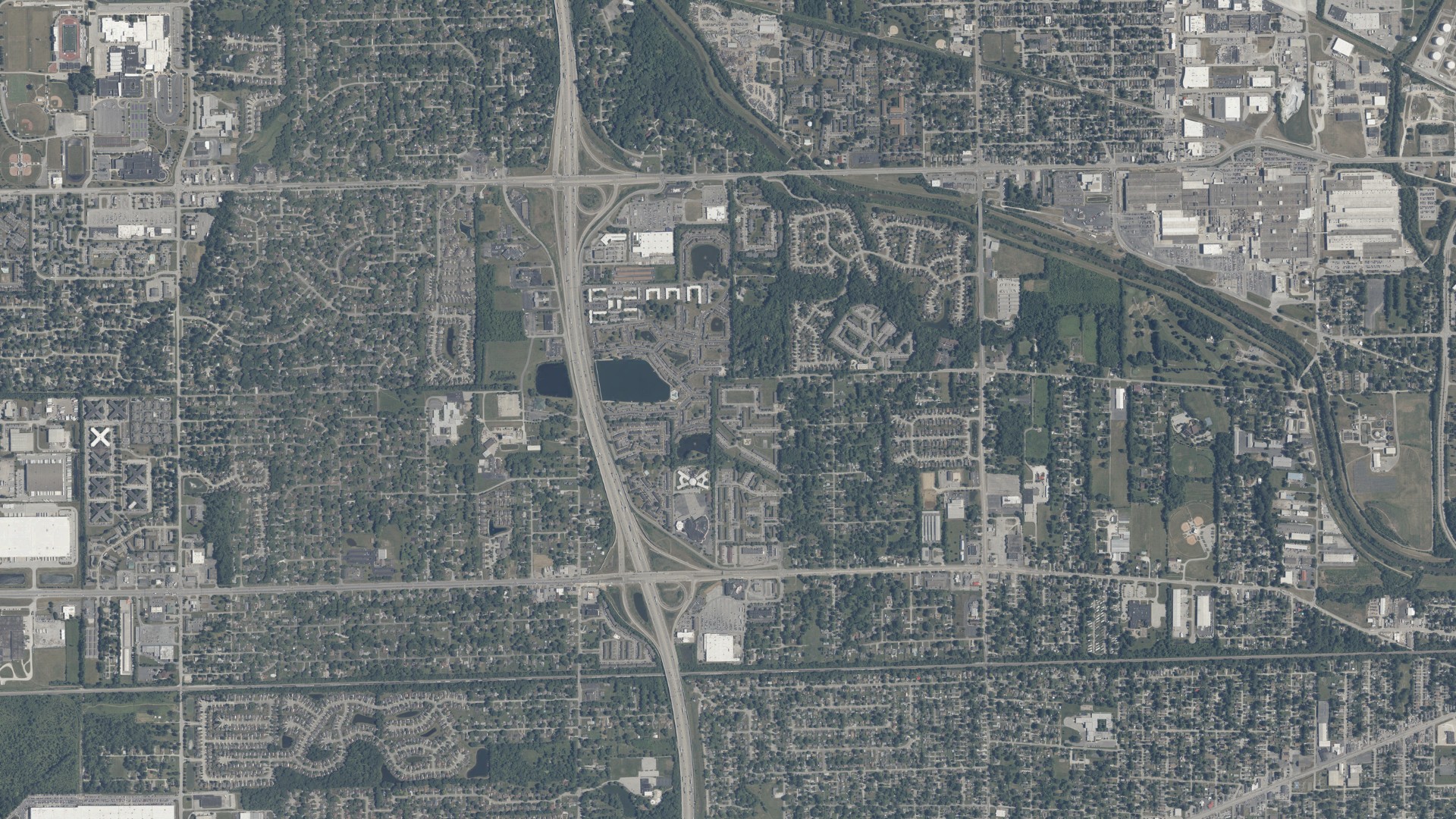 Natural-color aerial photograph of land around Wayne, Indiana