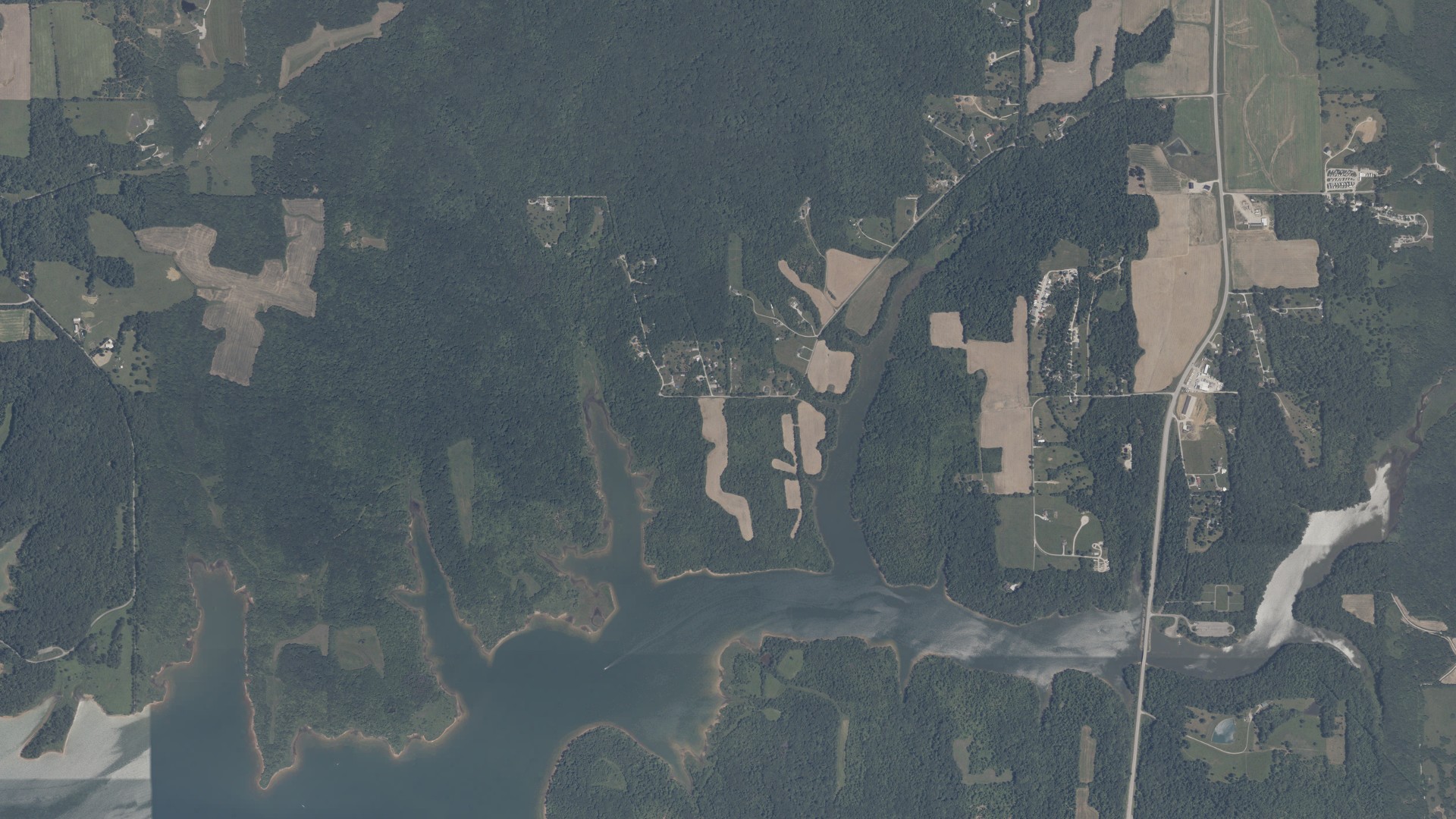Natural-color aerial photograph of land around Jackson, Indiana