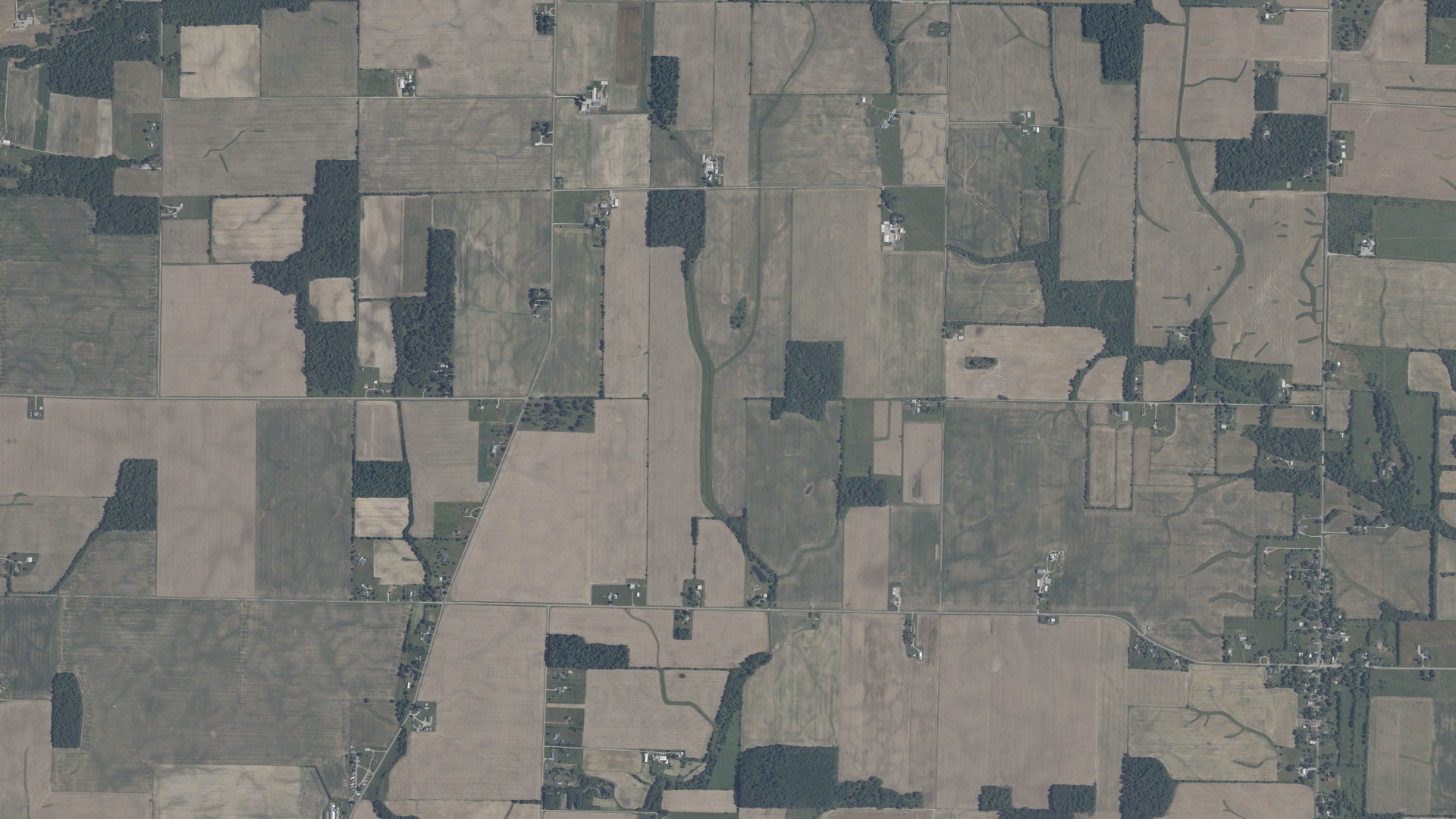 Natural-color aerial photograph of land around Franklin, Indiana