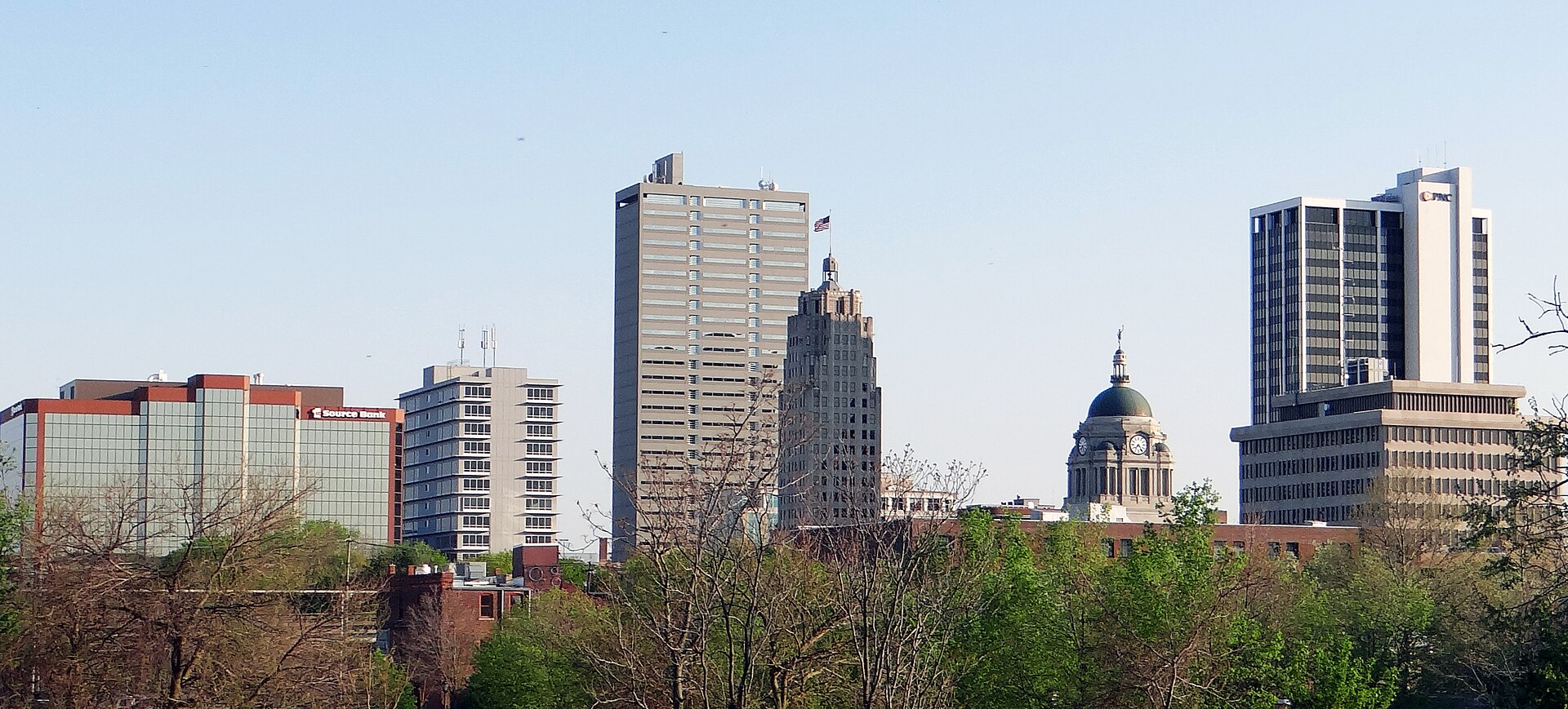 View looking south over the St. Marys River footbridge between the Old Fort and Headwaters Park. — Fort Wayne, Indiana