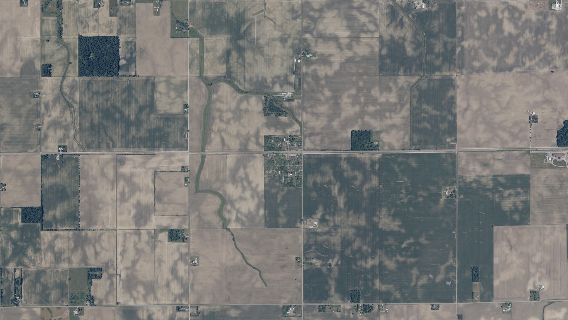 Natural-color aerial photograph of land around Hillisburg, Indiana