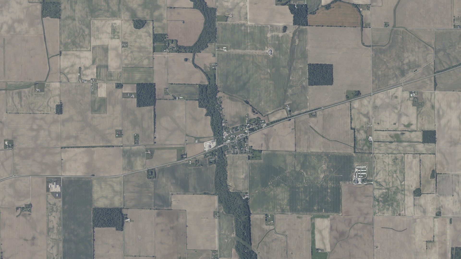 Natural-color aerial photograph of land around Homer, Indiana