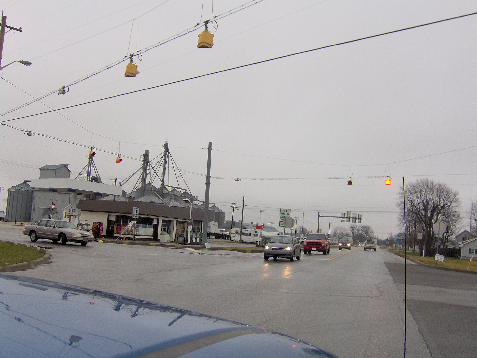 View of the center of Markle, Indiana at the intersection of US 224 and State Road 3.