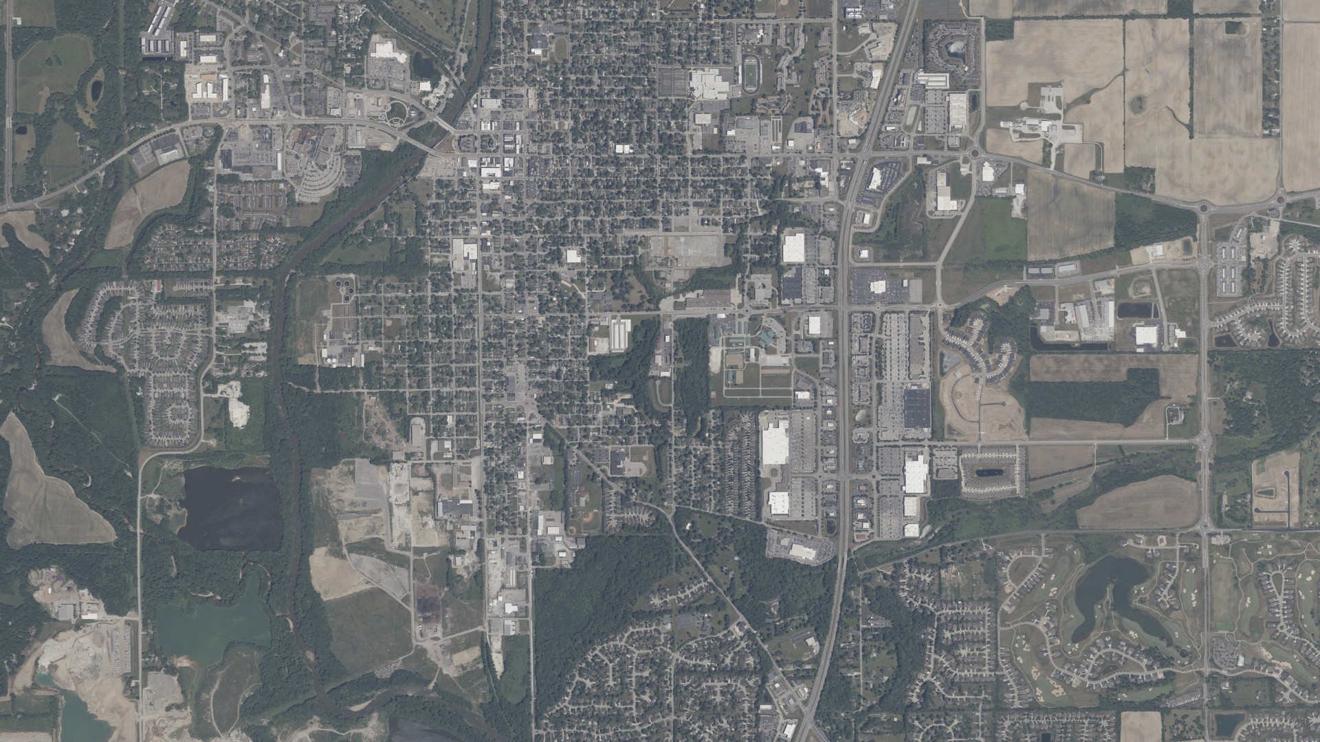 Aerial view of land around Noblesville, Indiana