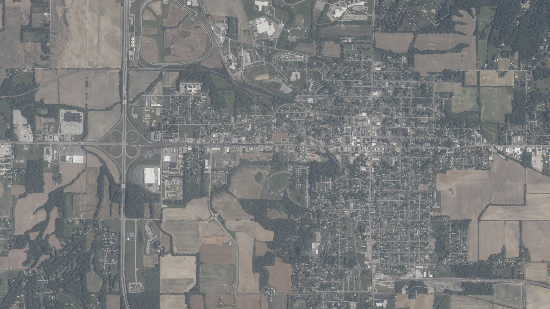Natural-color aerial photograph of land around Princeton, Indiana