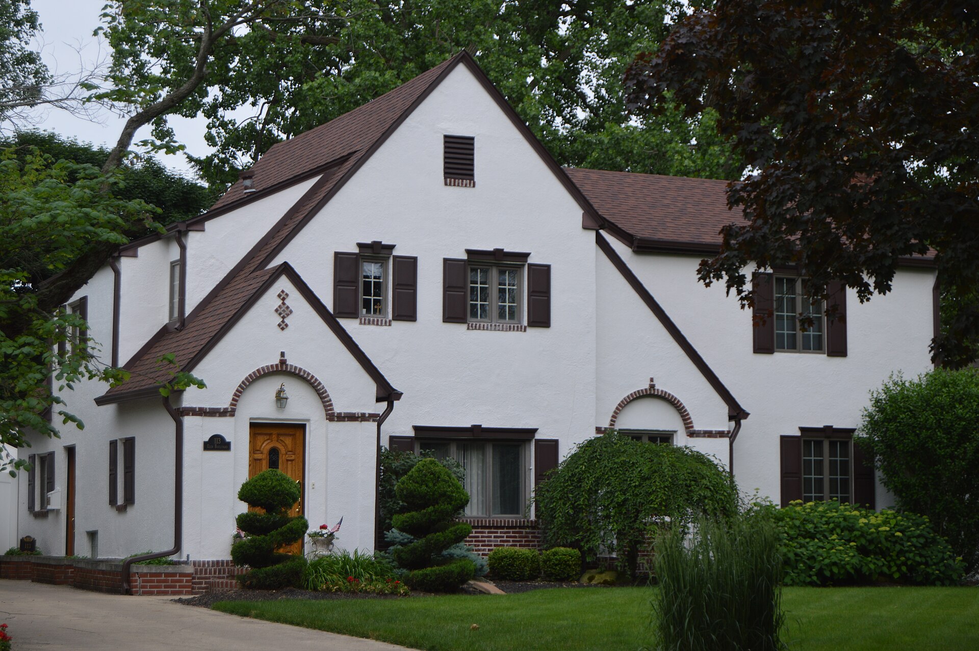 Front of the house located at 113 Ulen Boulevard in Ulen, Indiana, United States. It is part of the Ulen Historic District, a historic district that is listed on the National Register of Historic Places.