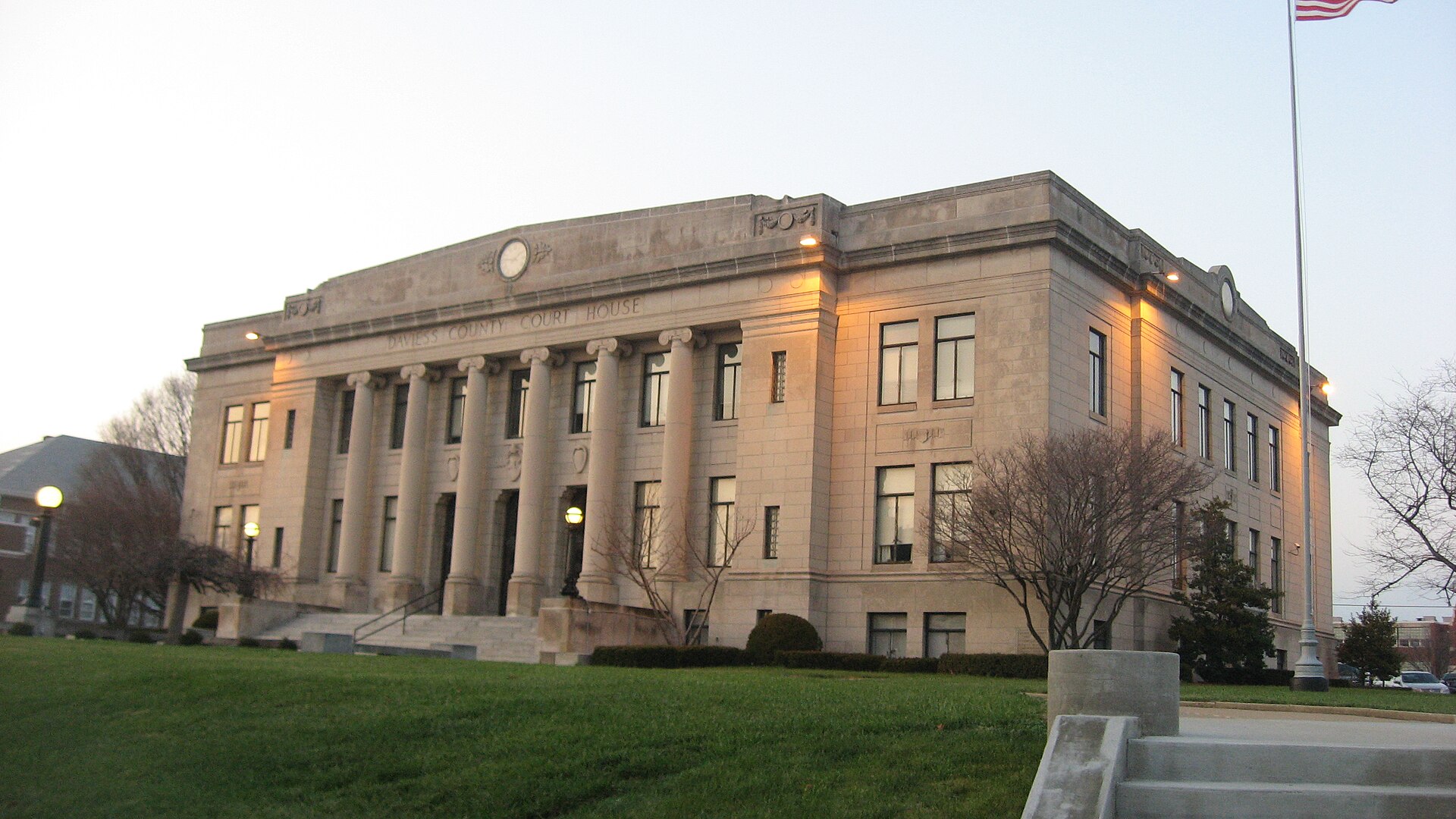 Front of the Daviess County Courthouse, located at 200 E. Walnut Street in Washington, Indiana, United States. Built in 1927, it is listed on the National Register of Historic Places.