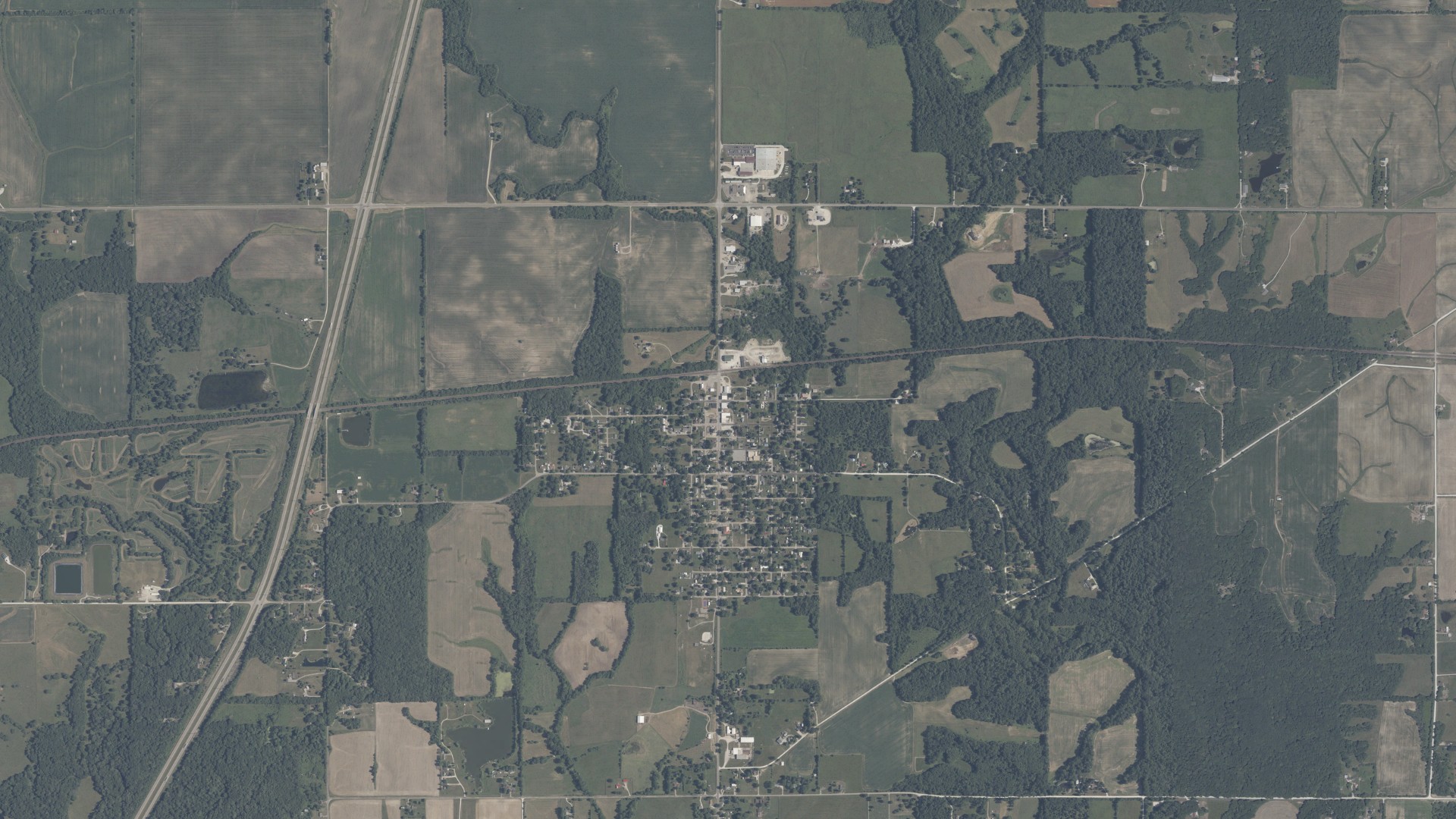 Natural-color aerial photograph of land around West Lebanon, Indiana