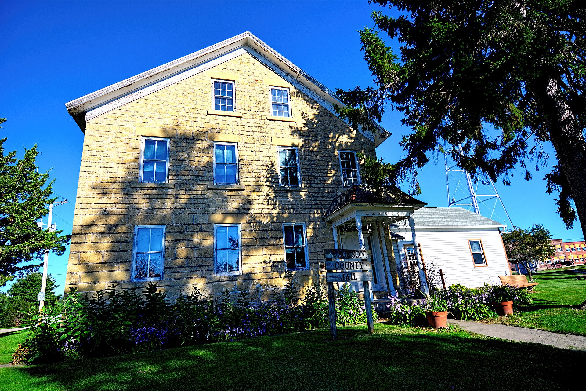 Jackson County Jail, Emmet St. Andrew — Iowa