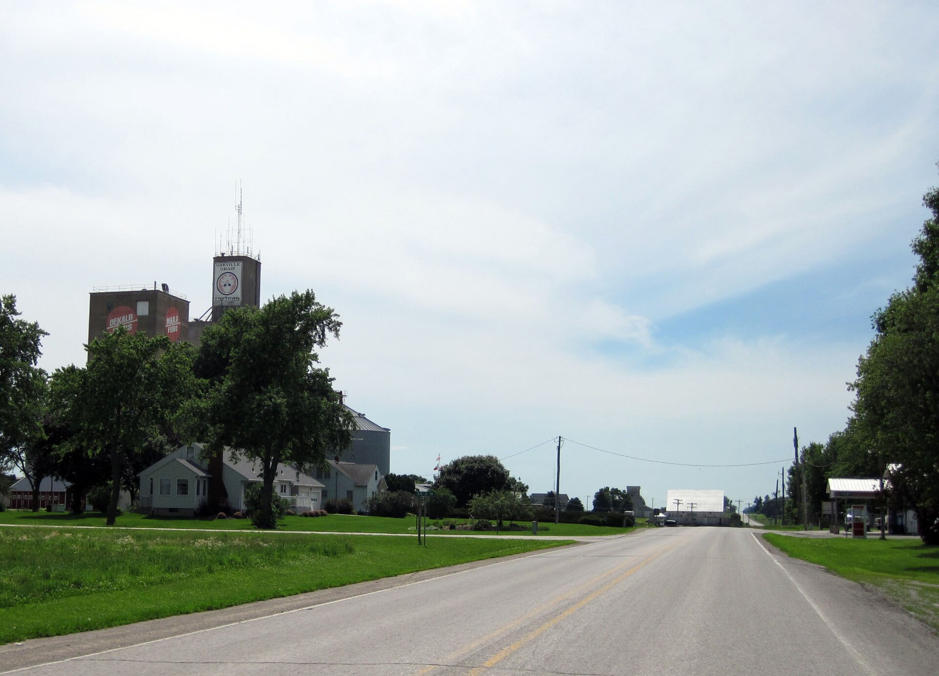 Frytown, Bill Whittaker (talk) 13:02, 22 June 2009 (UTC) — Iowa