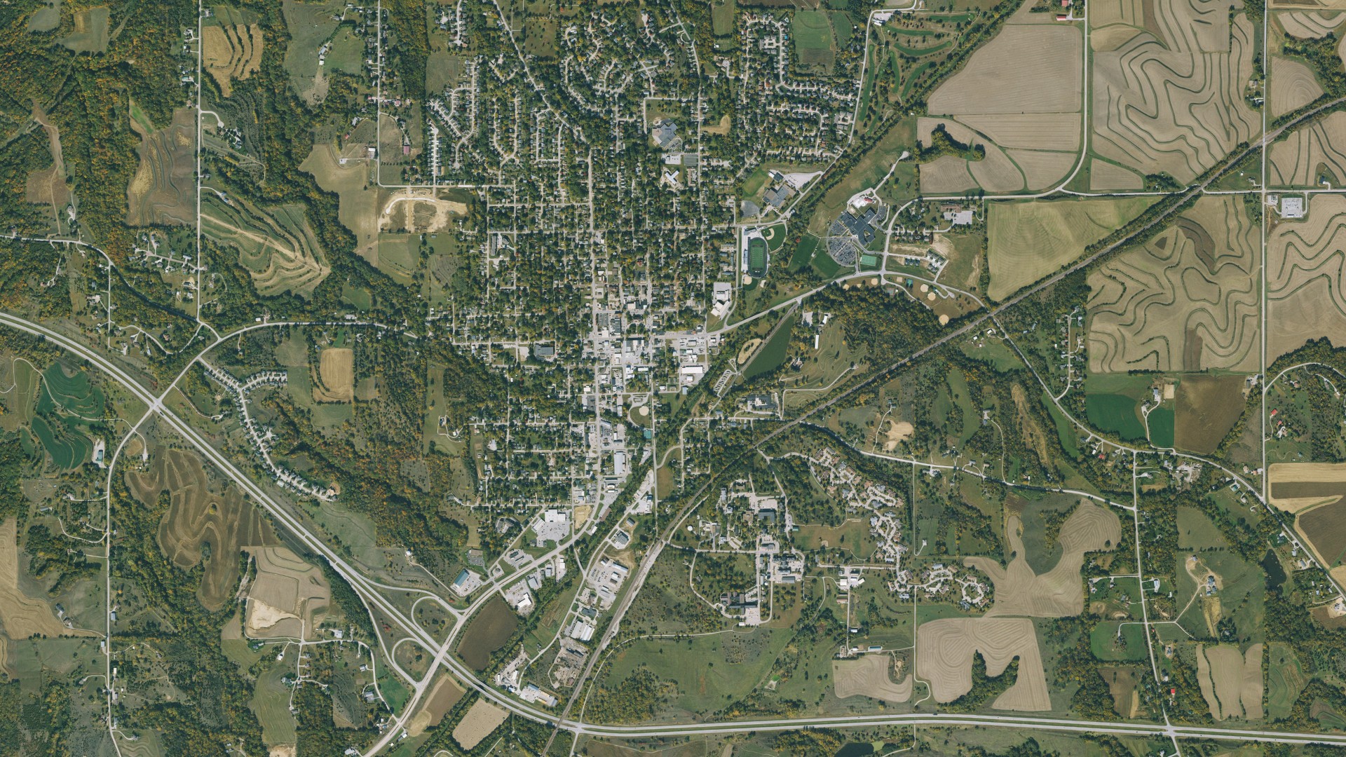 Natural-color aerial photograph of land around Glenwood, Iowa