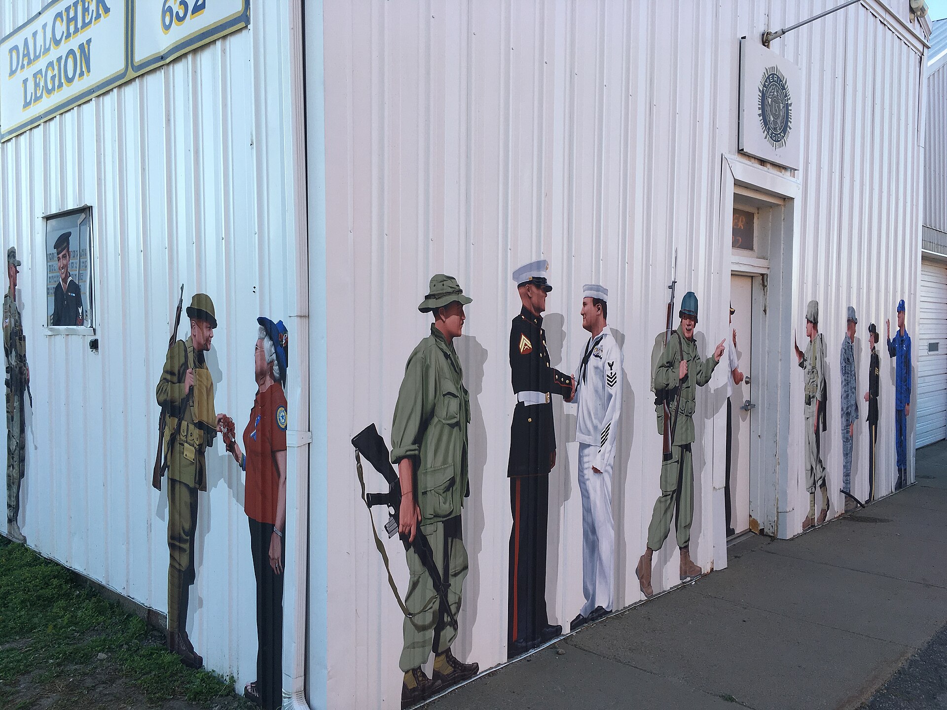 Mural painted on the American Legion Hall honoring Veterans — Melcher-Dallas, Iowa