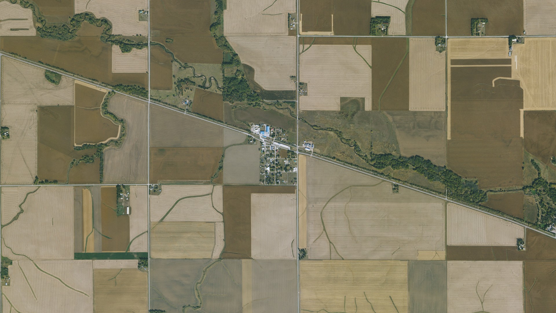 Natural-color aerial photograph of land around Morrison, Iowa