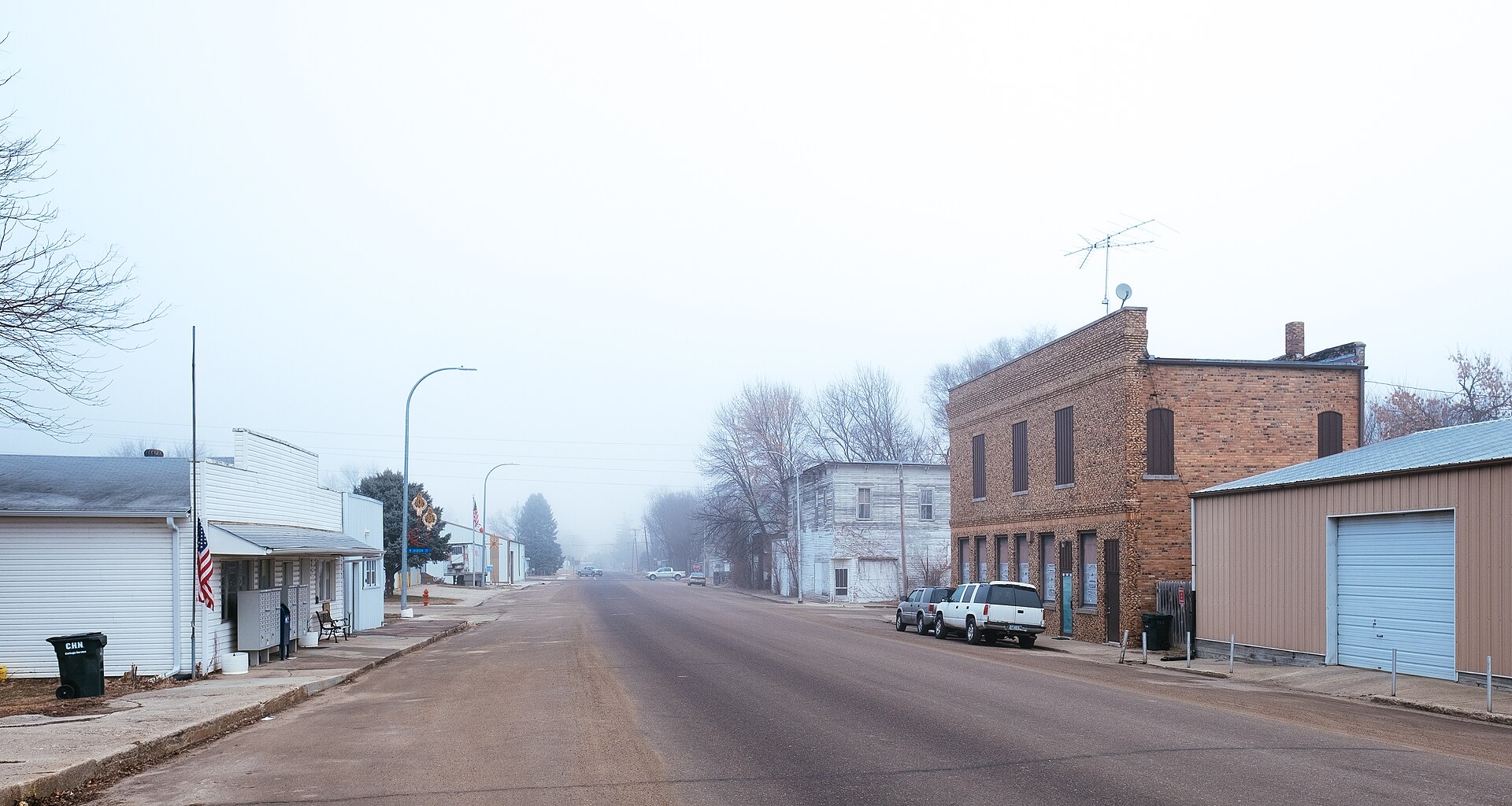 Hickory Street looking north from south of Jackson Street — Smithland, Iowa