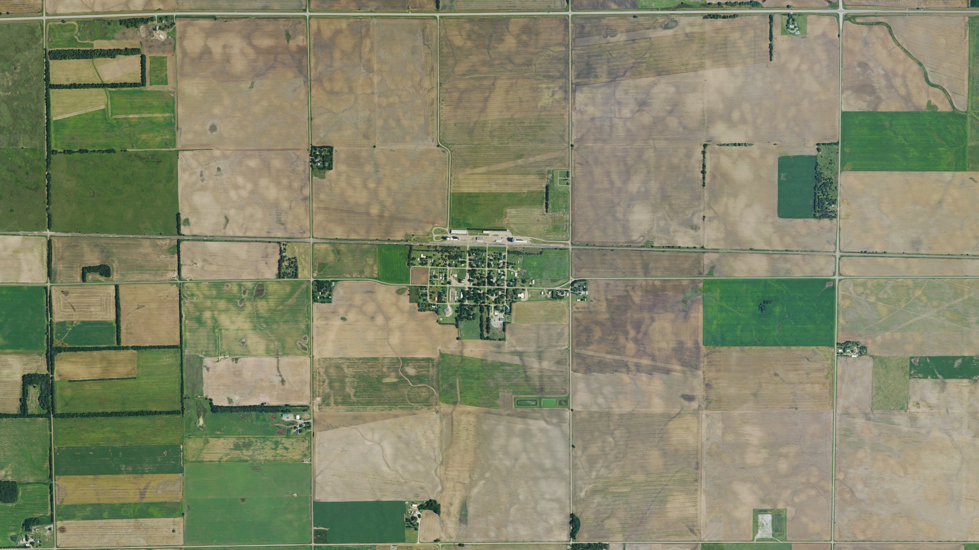 Natural-color aerial photograph of land around Abbyville, Kansas