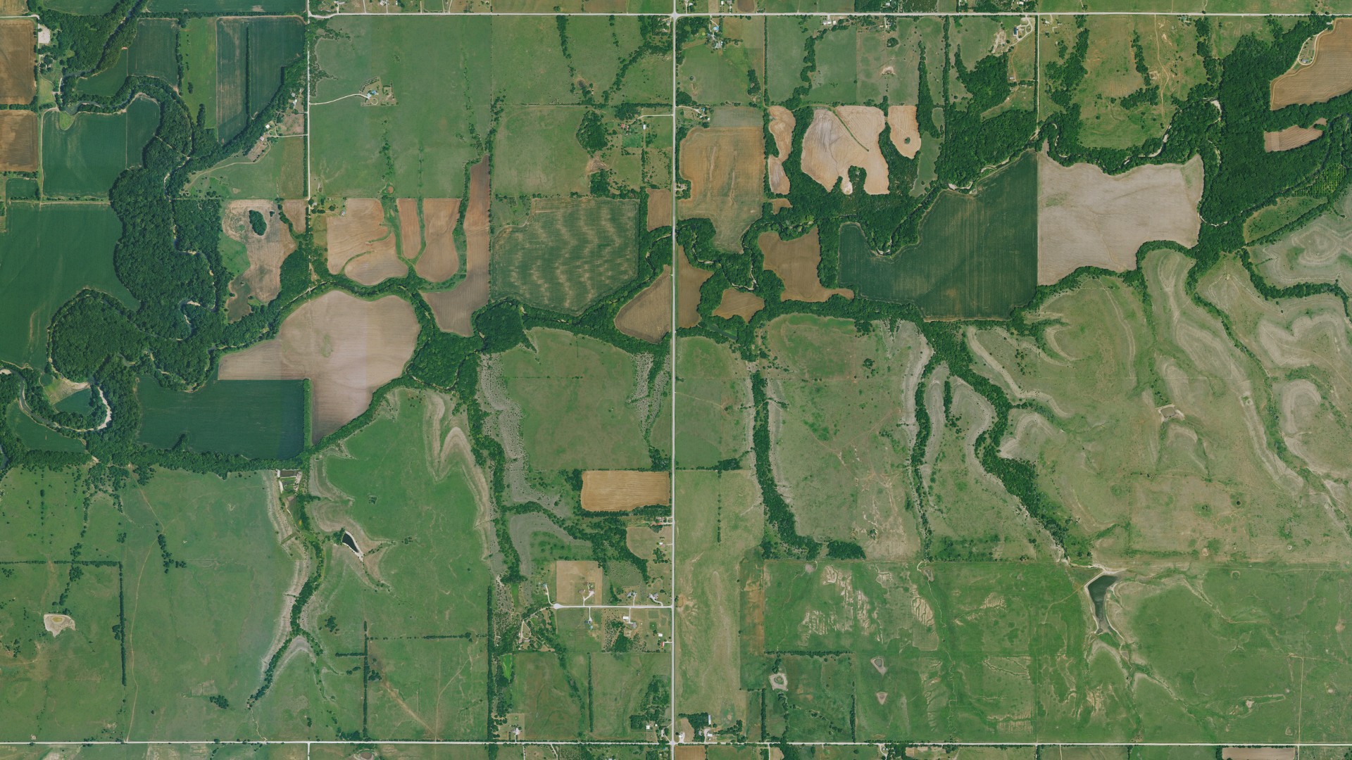 Aerial view of land around Bloomington, Kansas