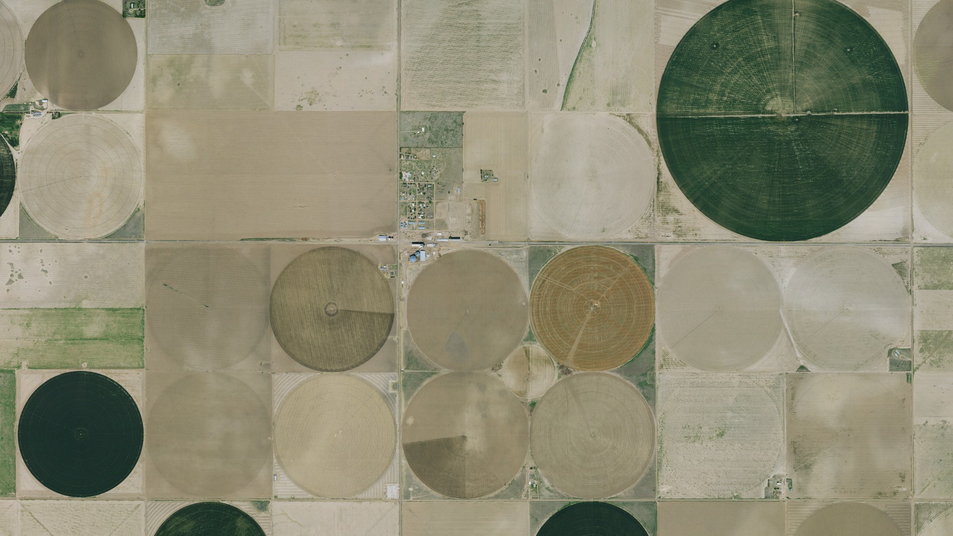 Natural-color aerial photograph of land around Big Bow, Kansas