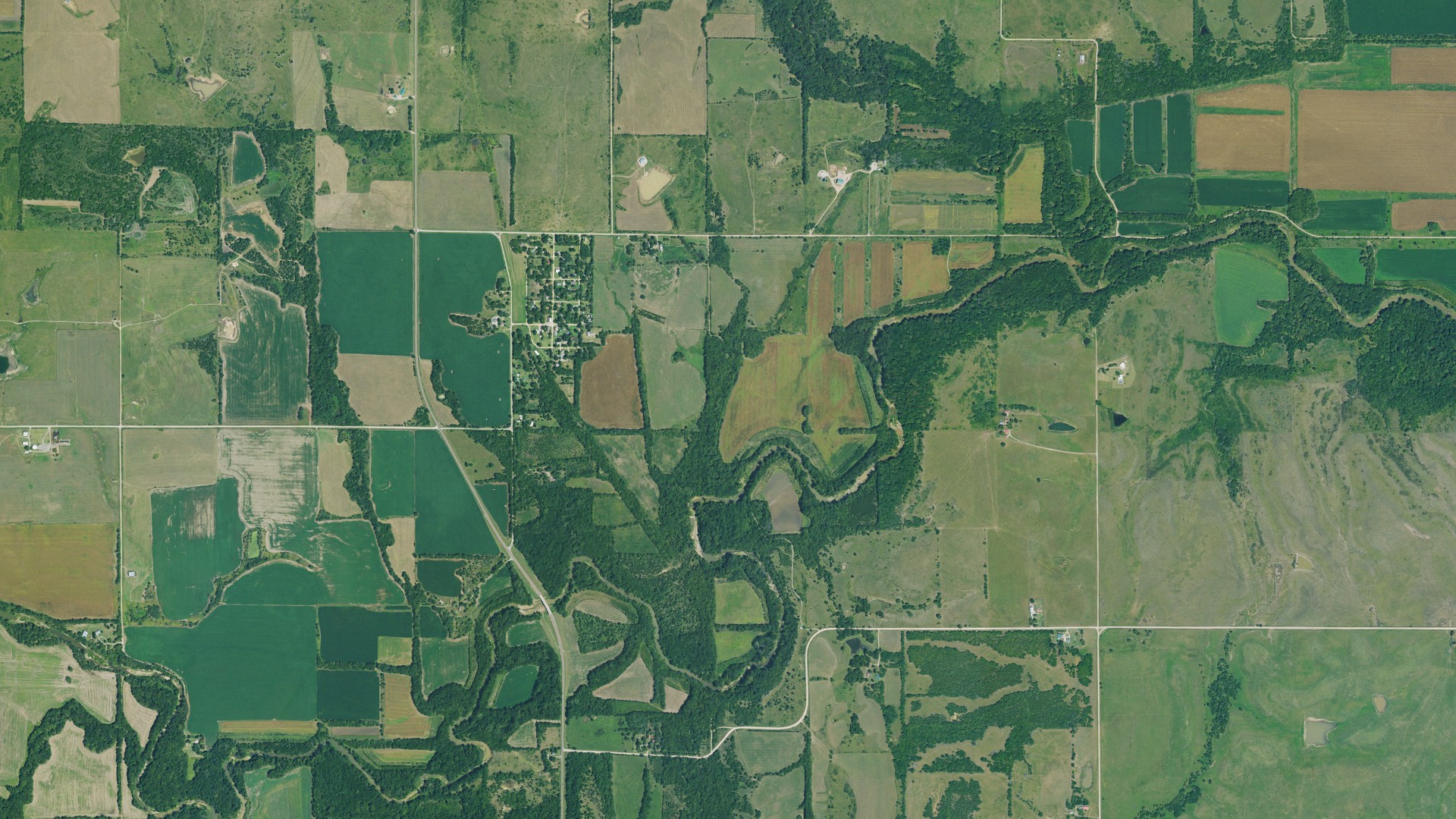 Aerial view of land around Fall River, Kansas