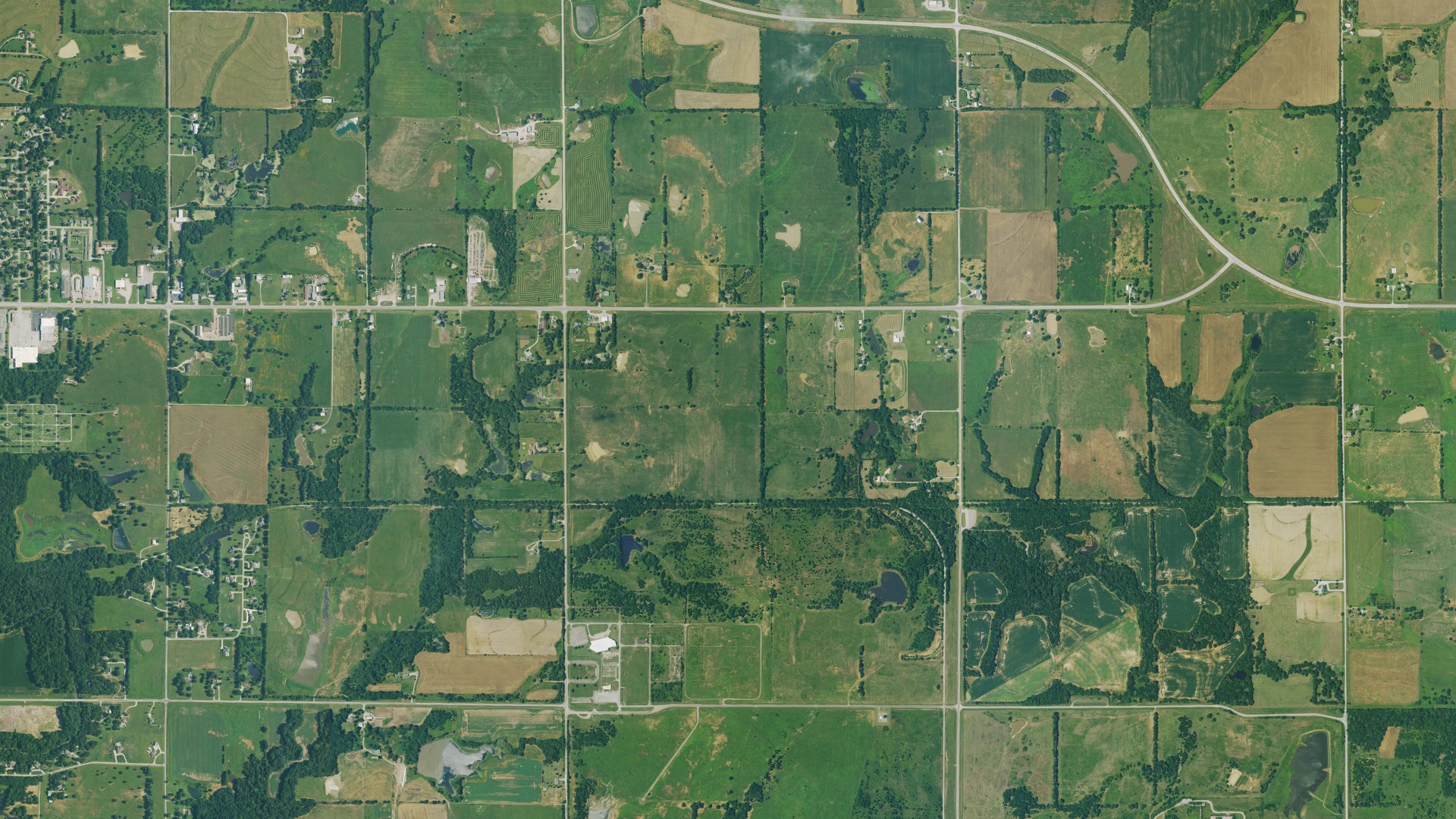 Natural-color aerial photograph of land around North, Kansas