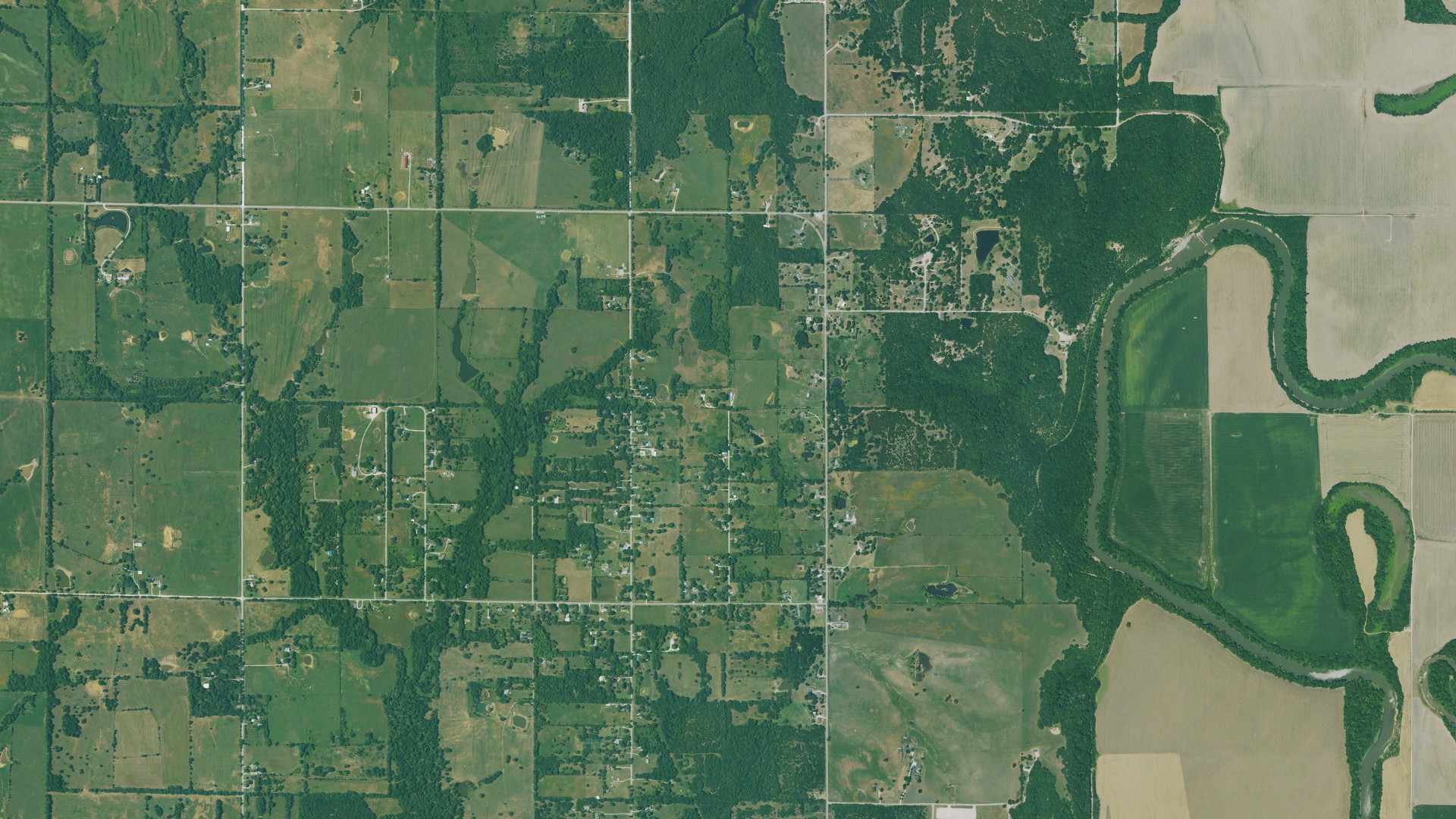 Natural-color aerial photograph of land around Parker, Kansas