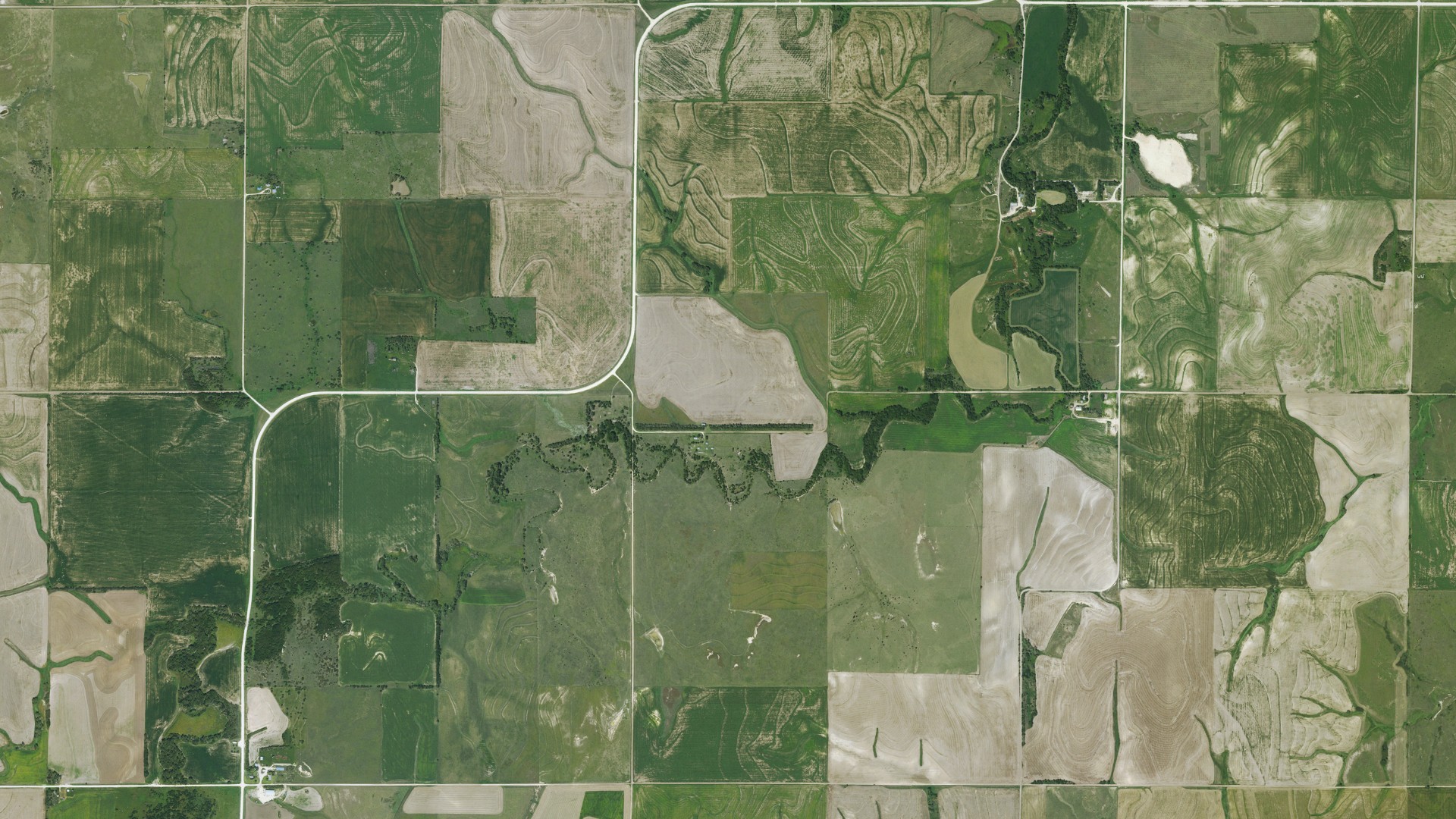 Aerial view of land around Mount Ayr, Kansas