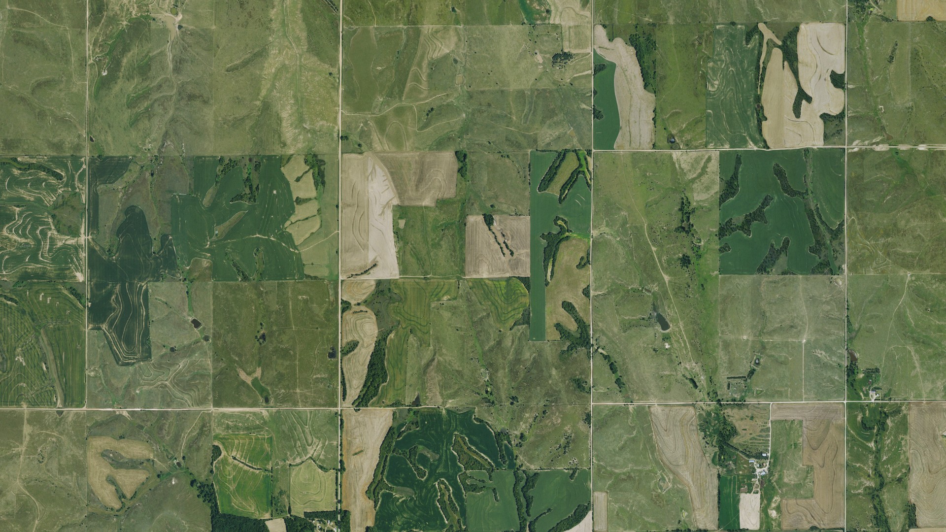 Natural-color aerial photograph of land around Sumner, Kansas
