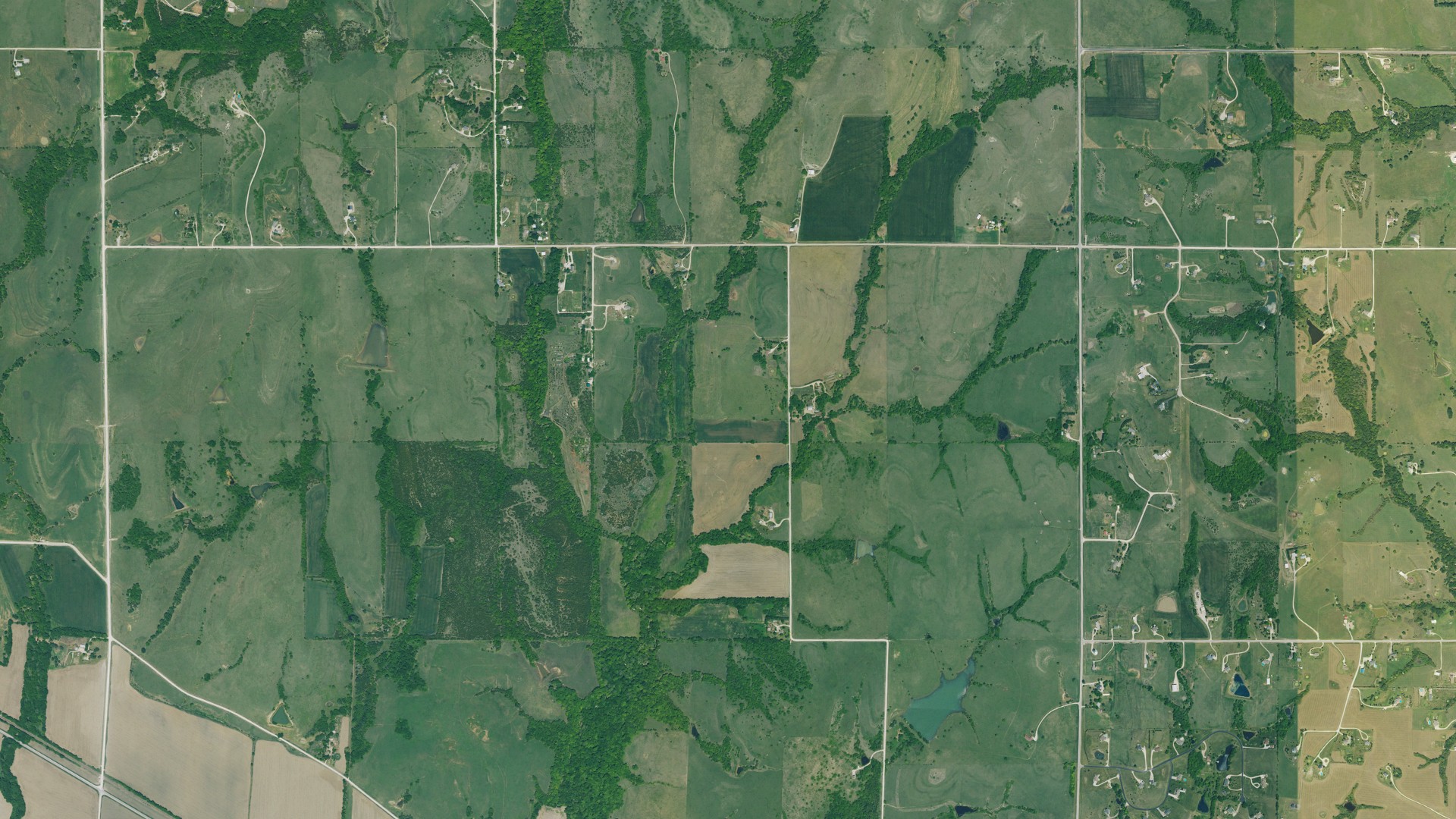 Natural-color aerial photograph of land around St. Marys, Kansas