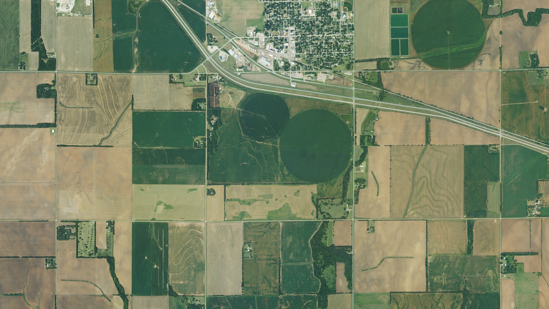 Aerial view of land around Haven, Kansas
