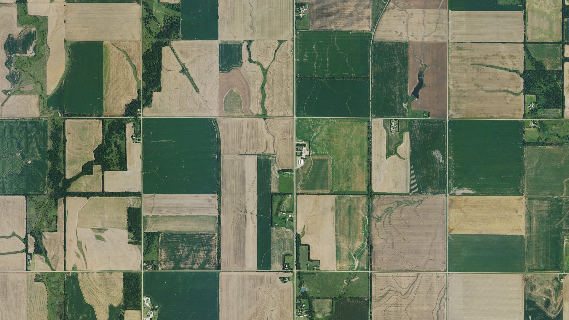 Natural-color aerial photograph of land around Victoria, Kansas