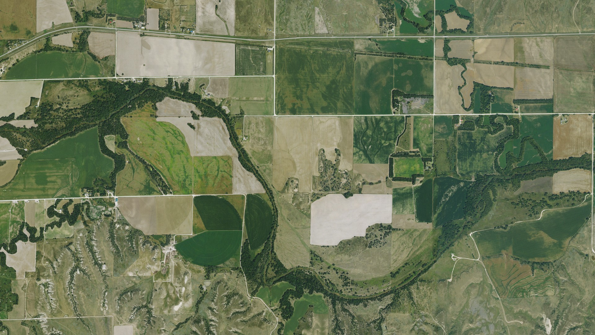 Natural-color aerial photograph of land around Township 2, Kansas