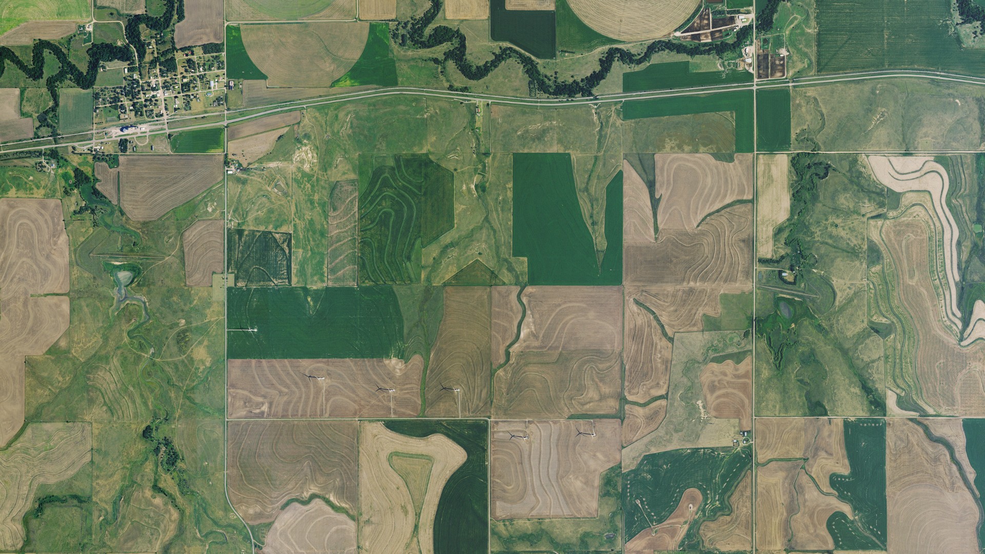 Natural-color aerial photograph of land around Alexander-Belle Prairie, Kansas