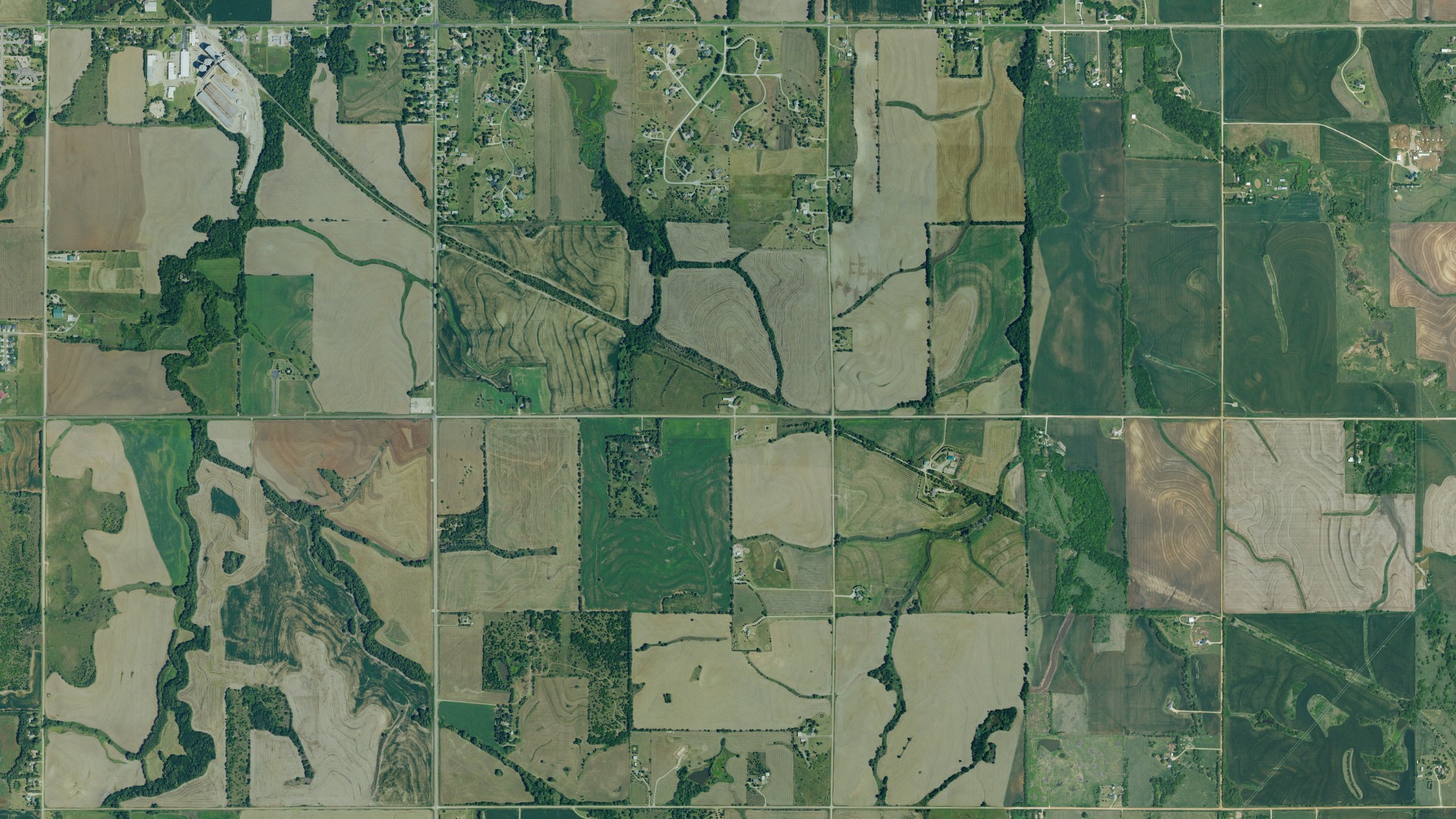 Natural-color aerial photograph of land around Greeley, Kansas