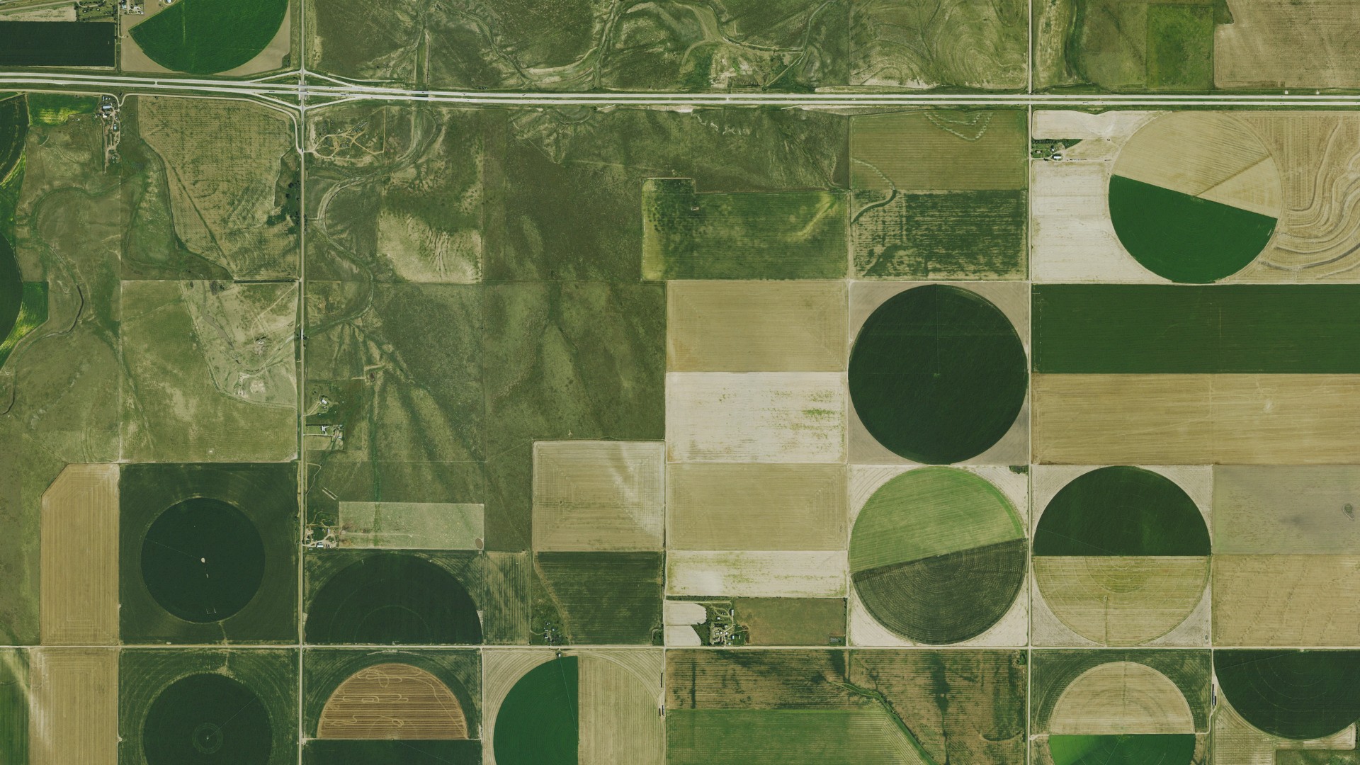 Aerial view of land around Stateline, Kansas