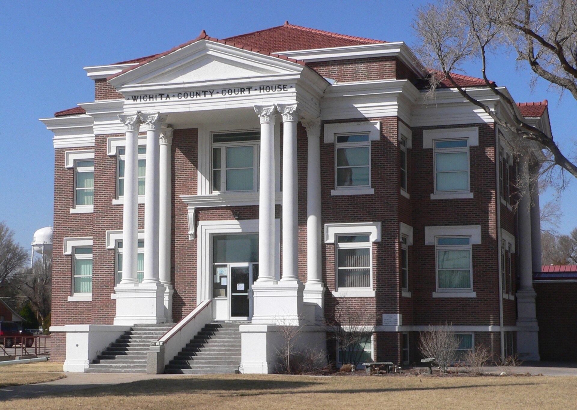 Wichita County courthouse in Leoti, Kansas; seen from the northeast.