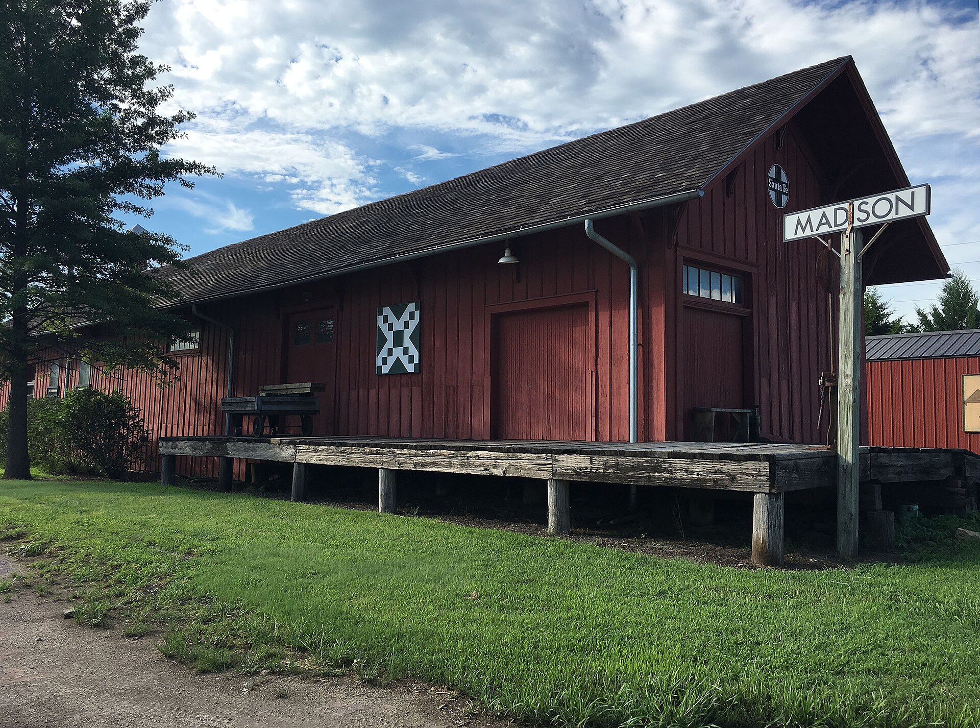 Outdoor view in Madison, Kansas