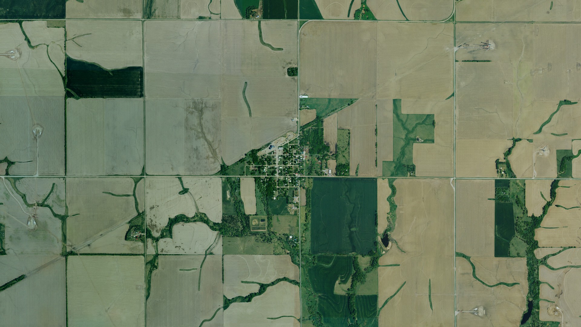 Natural-color aerial photograph of land around Narka, Kansas