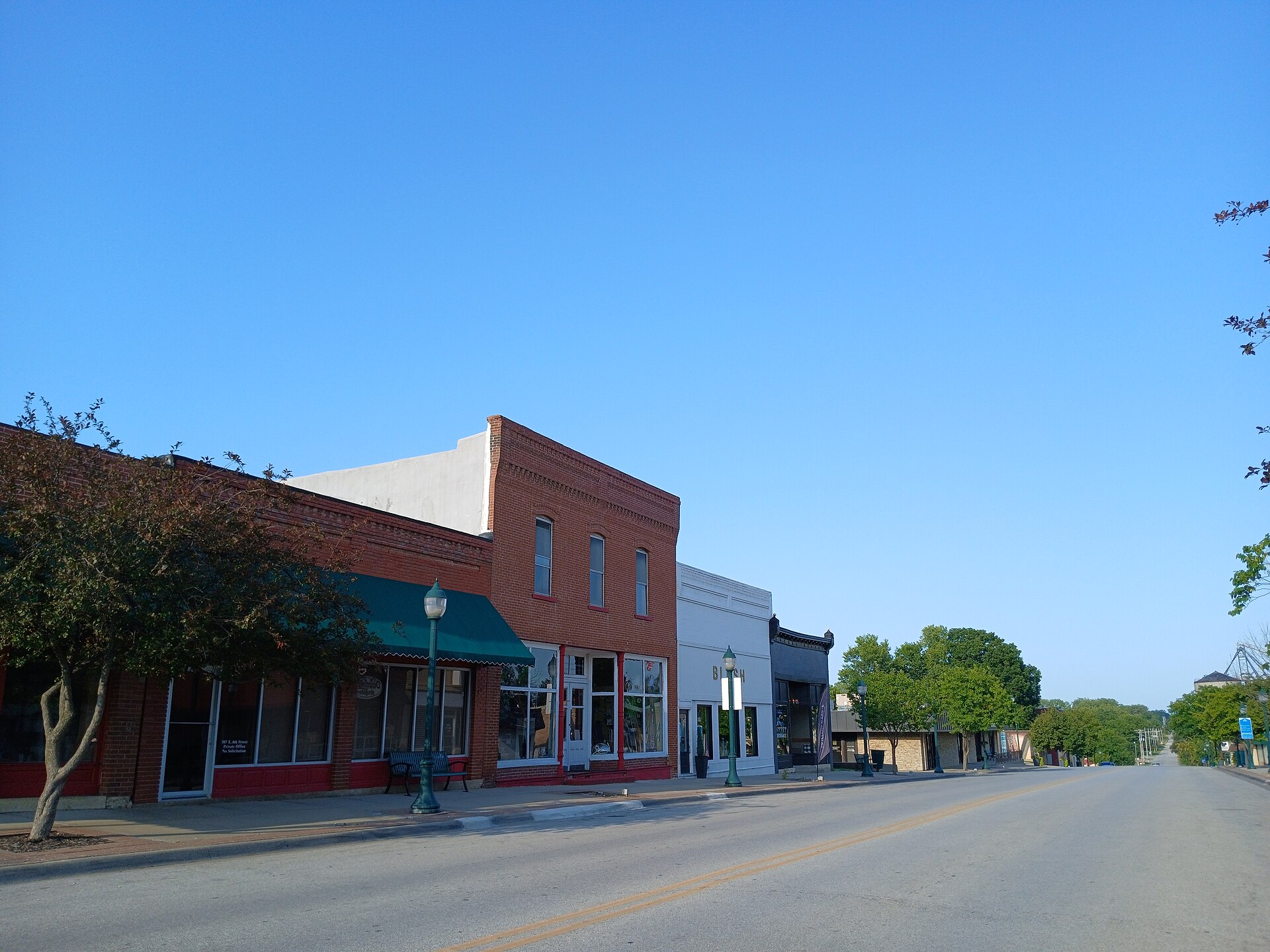 Downtown streets in Tonganoxie, Kansas