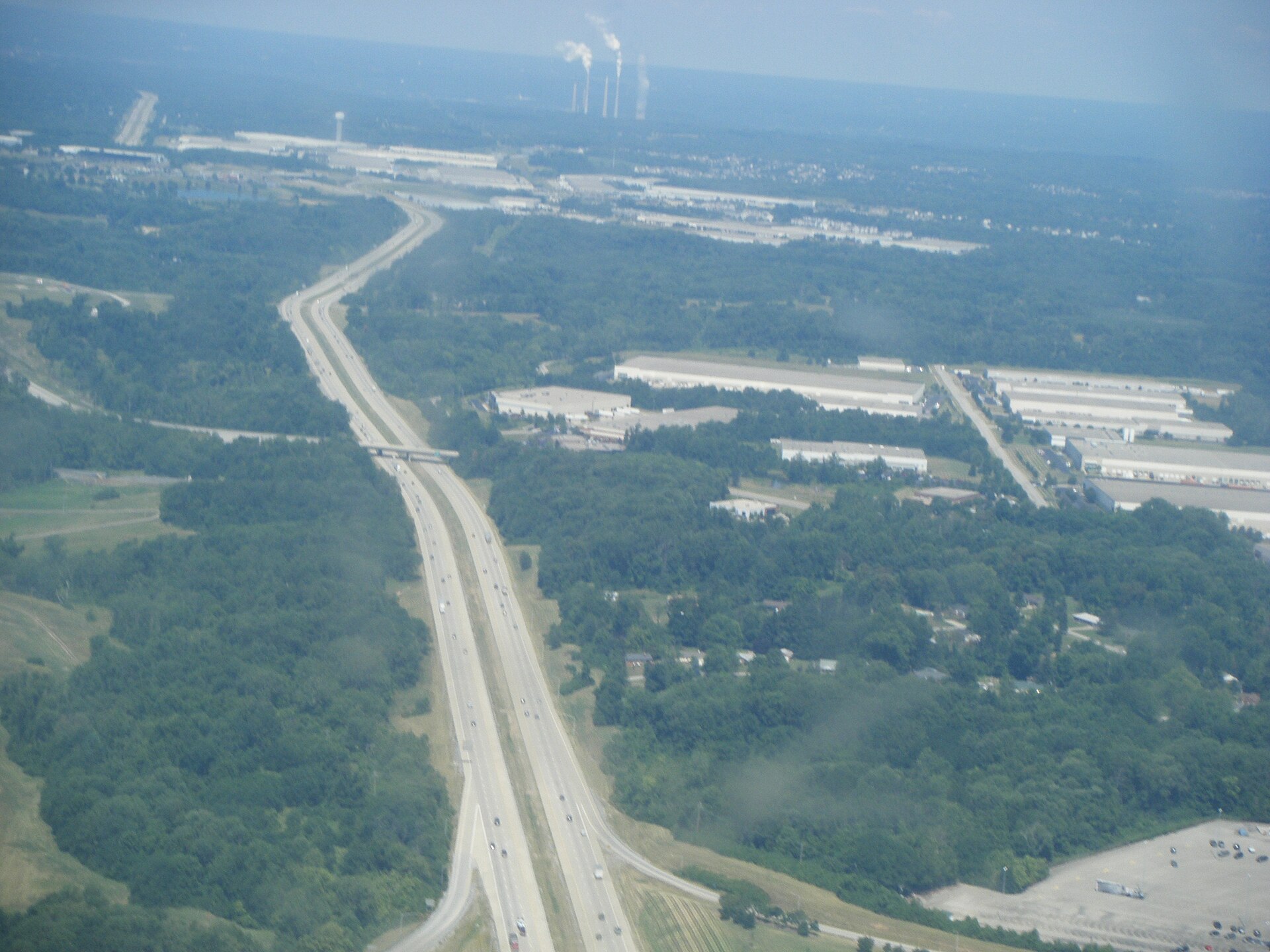 Looking west along Interstate 275 from an airplane departing Cincinnati/Northern Kentucky International Airport in Hebron, Kentucky