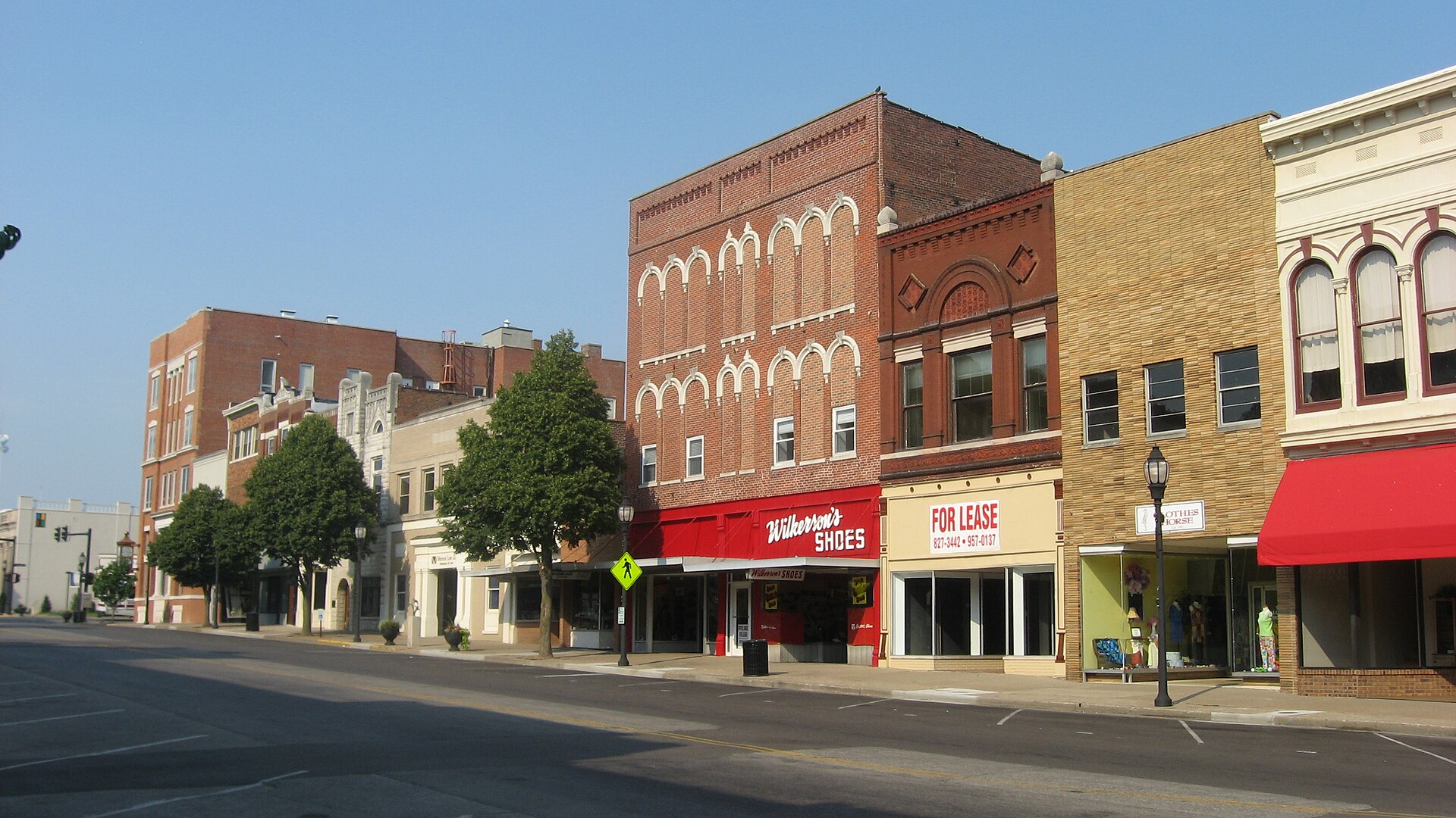 Buildings on the eastern side of the 100 block of N. — Henderson, Kentucky