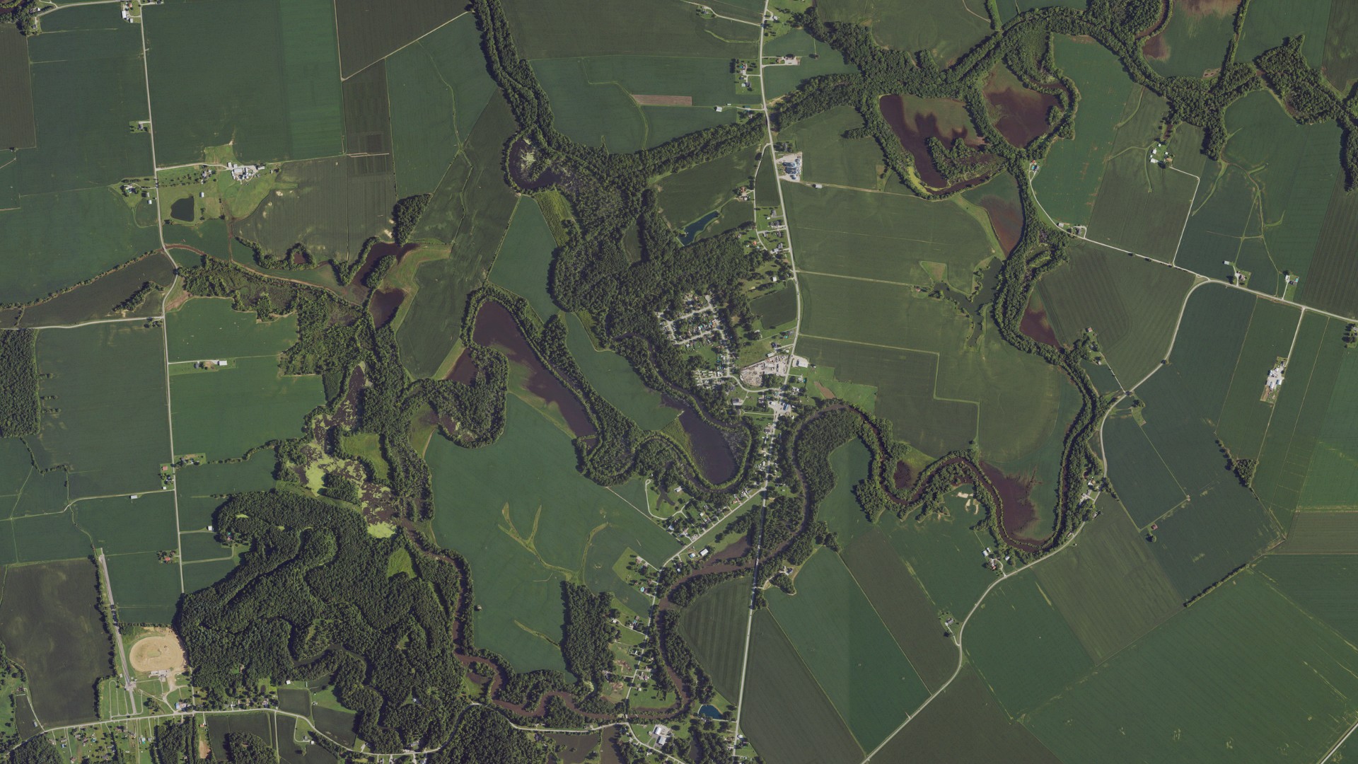Natural-color aerial photograph of land around Moseleyville, Kentucky