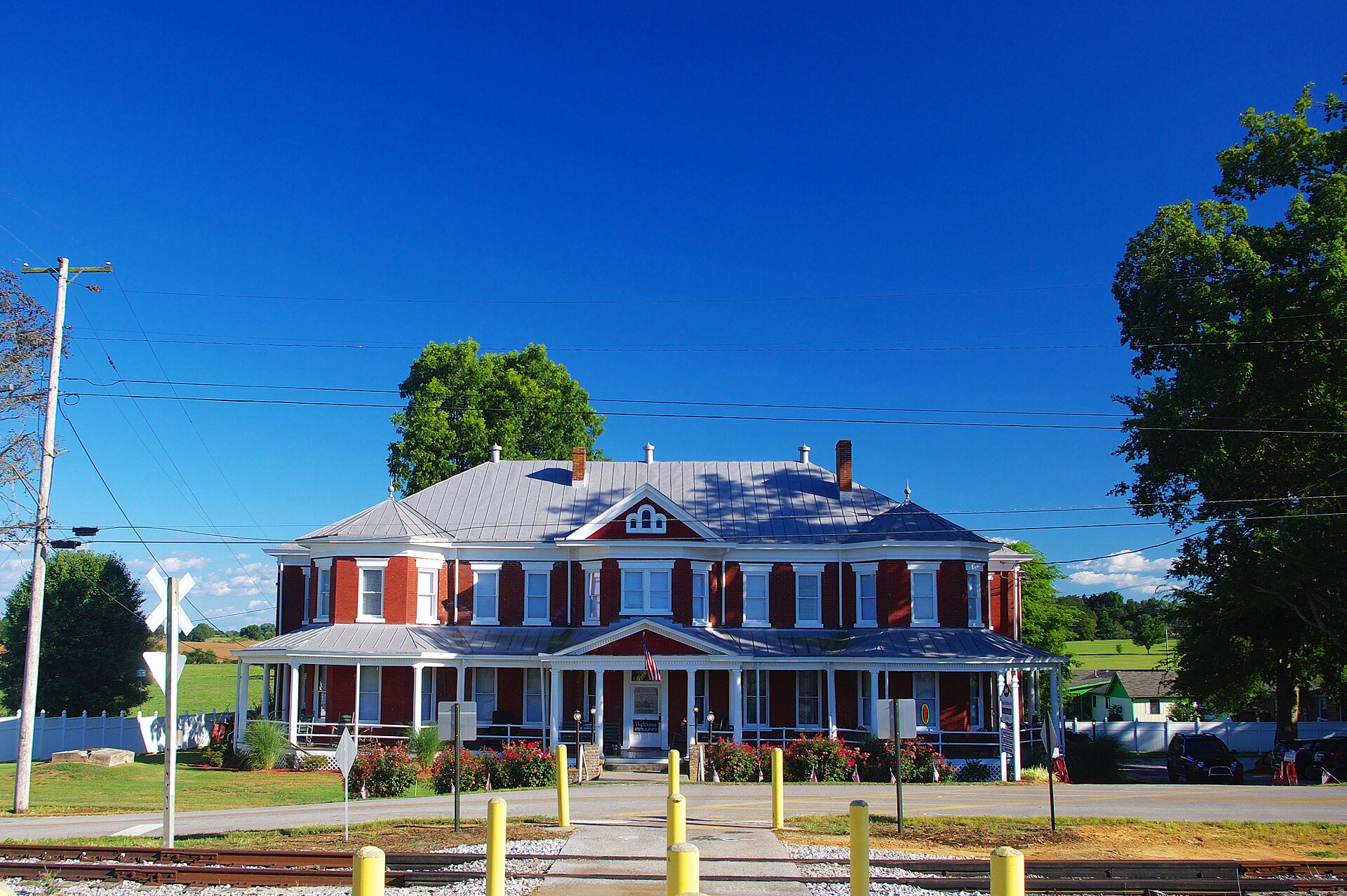 The old Renfro Hotel, now the Grand Victorian Inn, in Park City, Kentucky, United States.