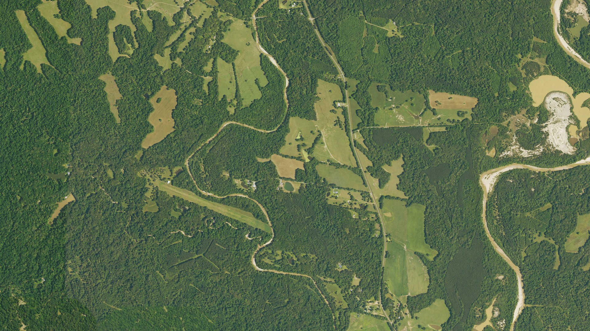 Natural-color aerial photograph of land around West Feliciana Parish, Louisiana